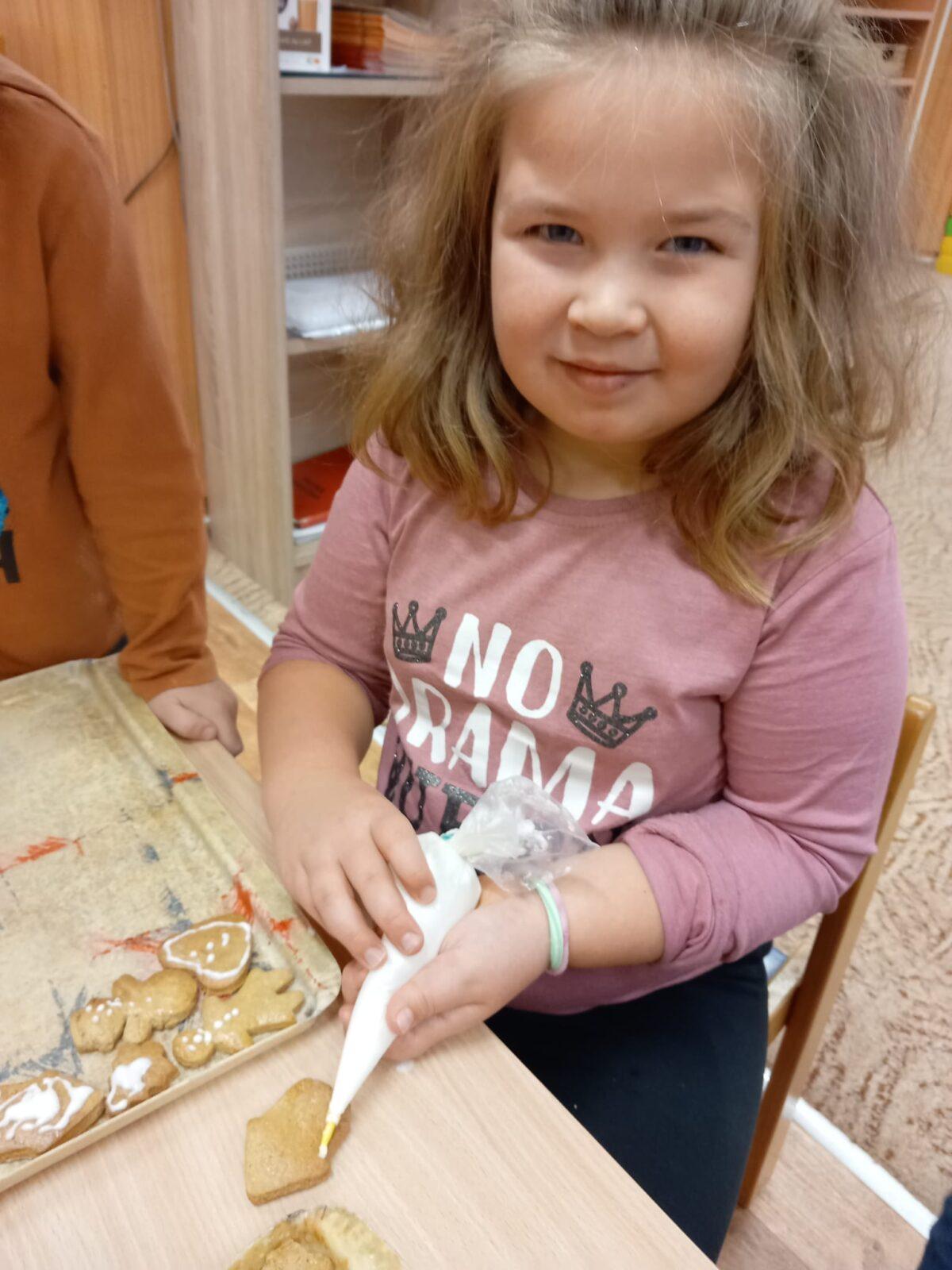 Zdobení perníčků - 11