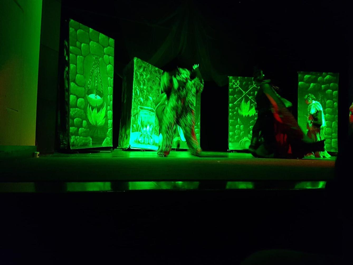 NÁVŠTĚVA DIVADLA: ,,ČERTŮV ŠVAGR" - 13