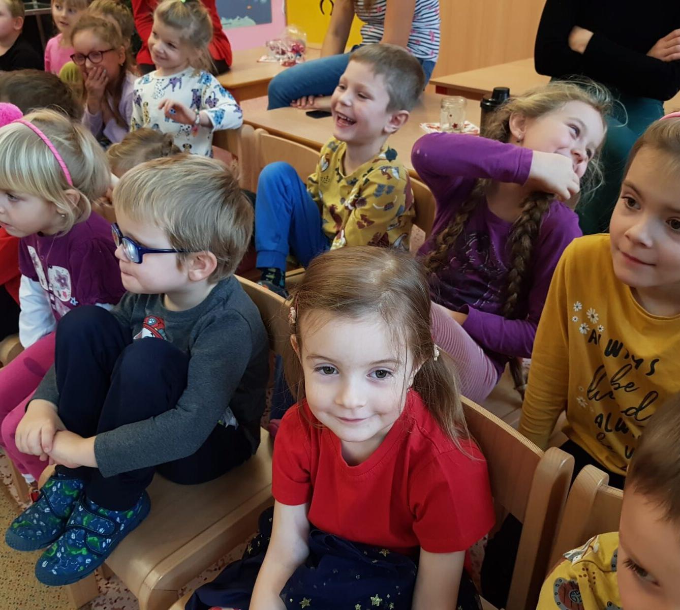 divadýlko: ,,JAK ČERTÍ JELITO A KOPYTO VAŘILI VTIPNOU KAŠI" - 1