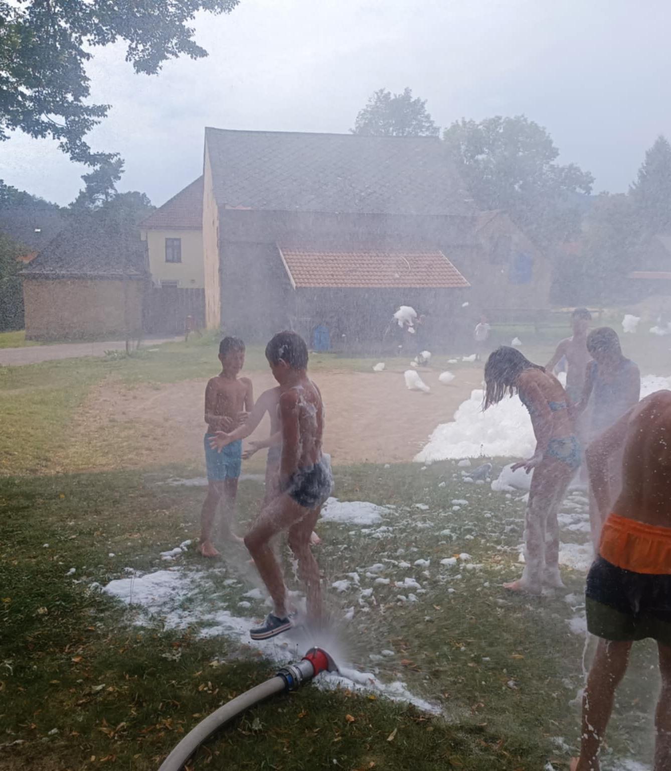 TÝDEN PLNÝ ZÁBAVY II - čtvrtek - 2