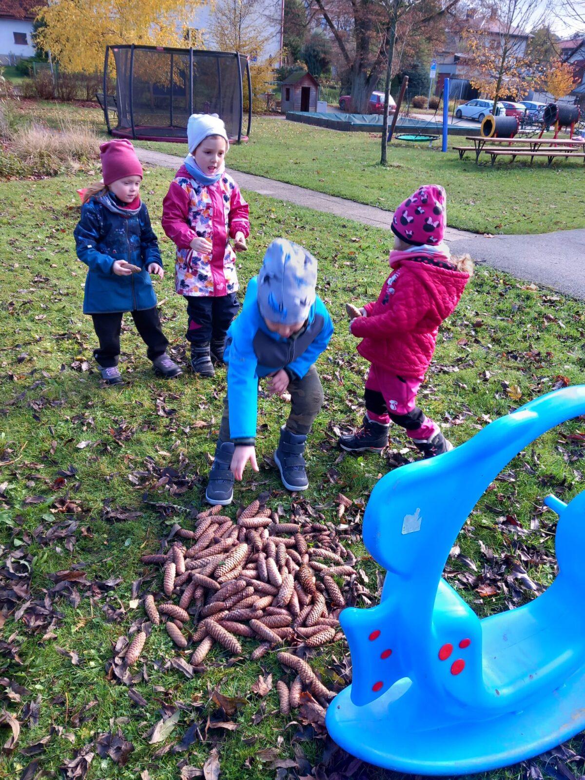 podzimní hry na zahradě - 3