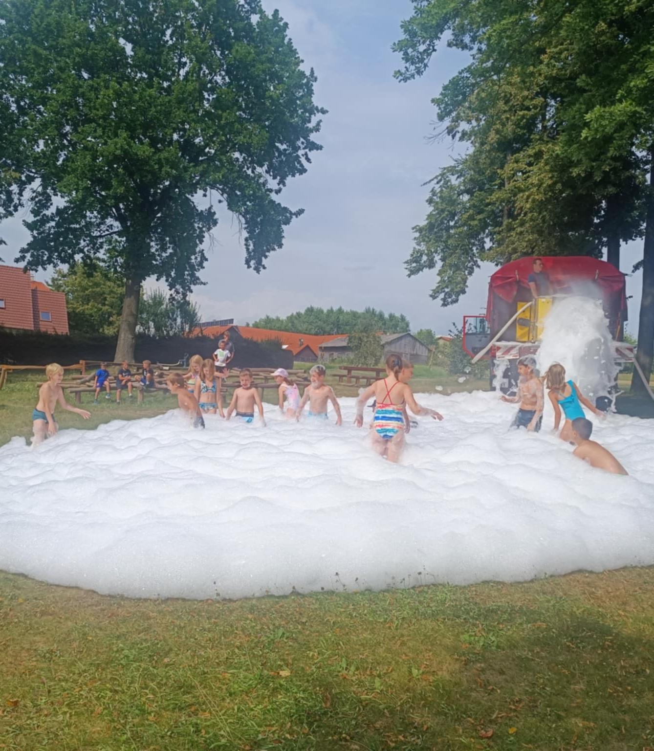 TÝDEN PLNÝ ZÁBAVY II - čtvrtek - 5