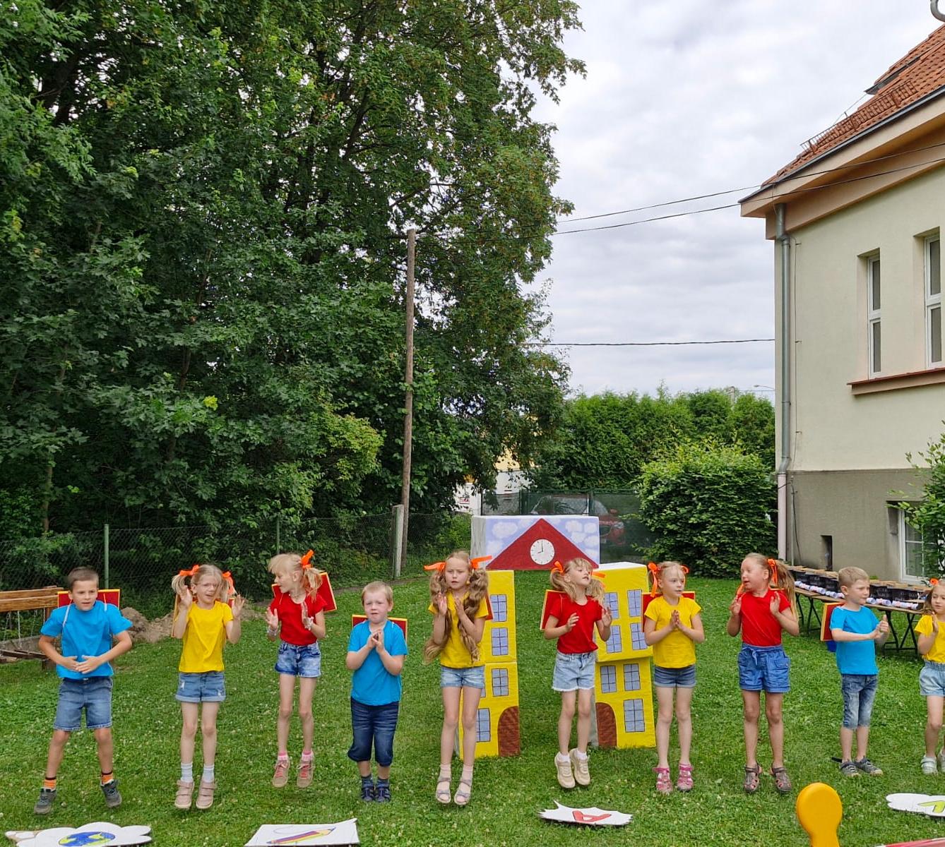 ZAHRADNÍ SLAVNOST - 2