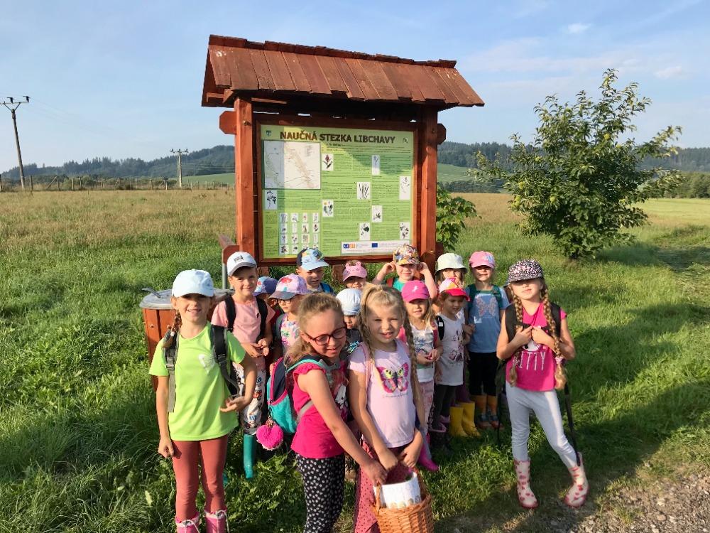 SOVIČKY: VÝPRAVA DO LESA - 1