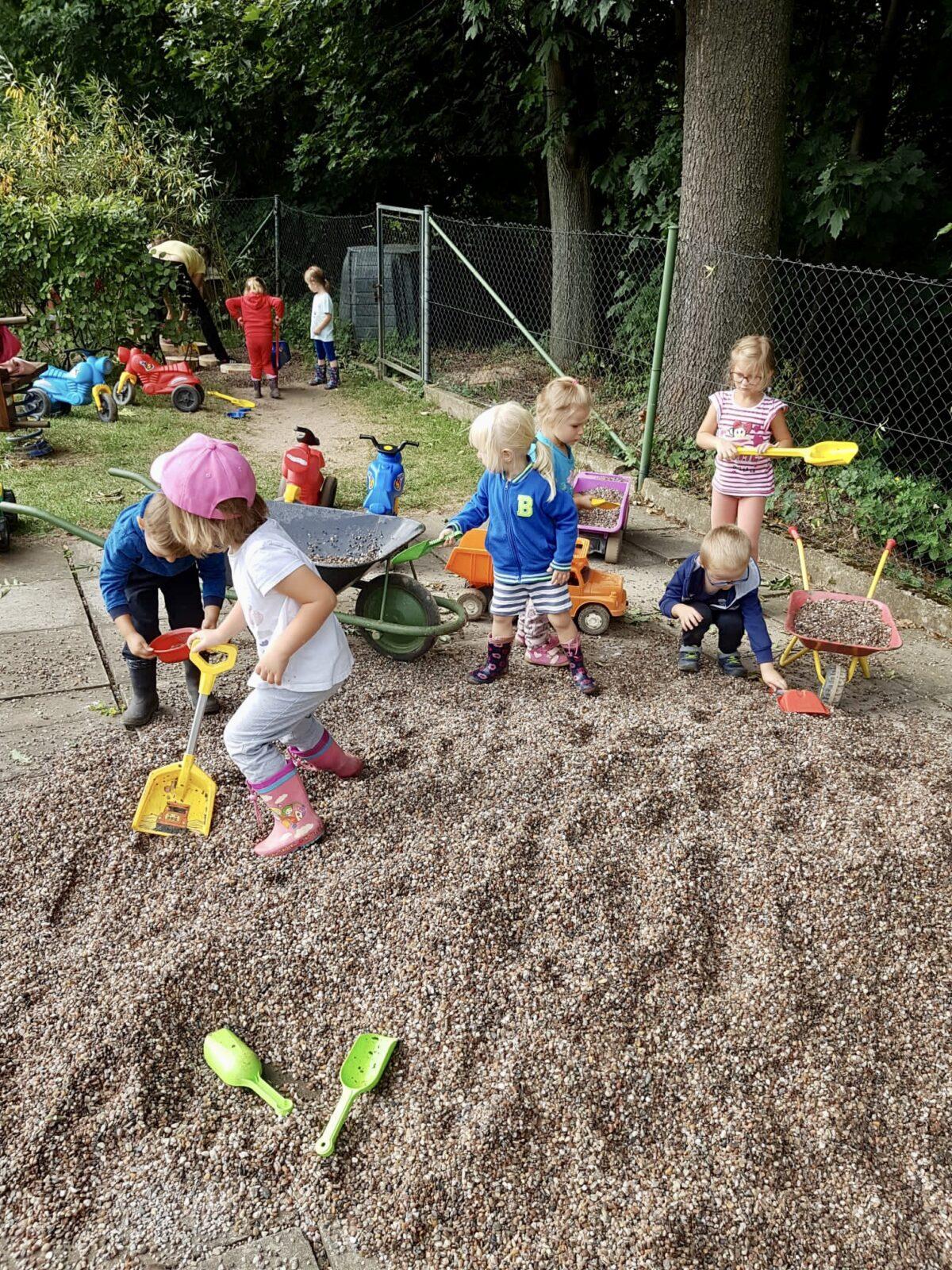 VZNIK NOVÉHO HRACÍHO KOUTKU - 2