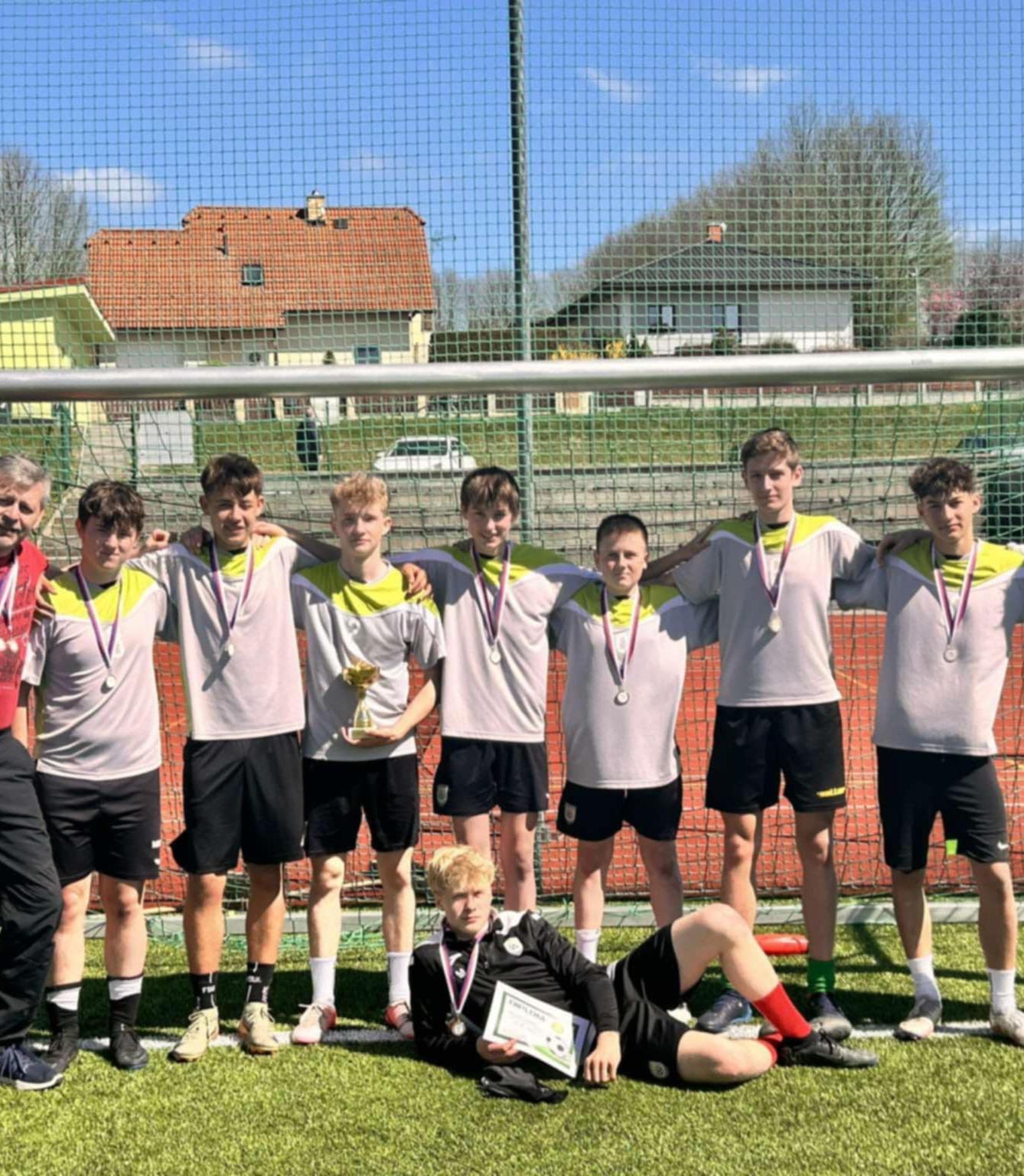 Vítězství v okresním finále a postup do kraje - malá kopaná - 1