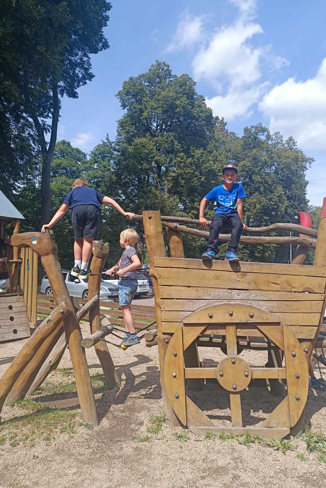 TÝDEN PLNÝ ZÁBAVY - 4. DEN - ČTVRTEK 22.8. 2024 - 5