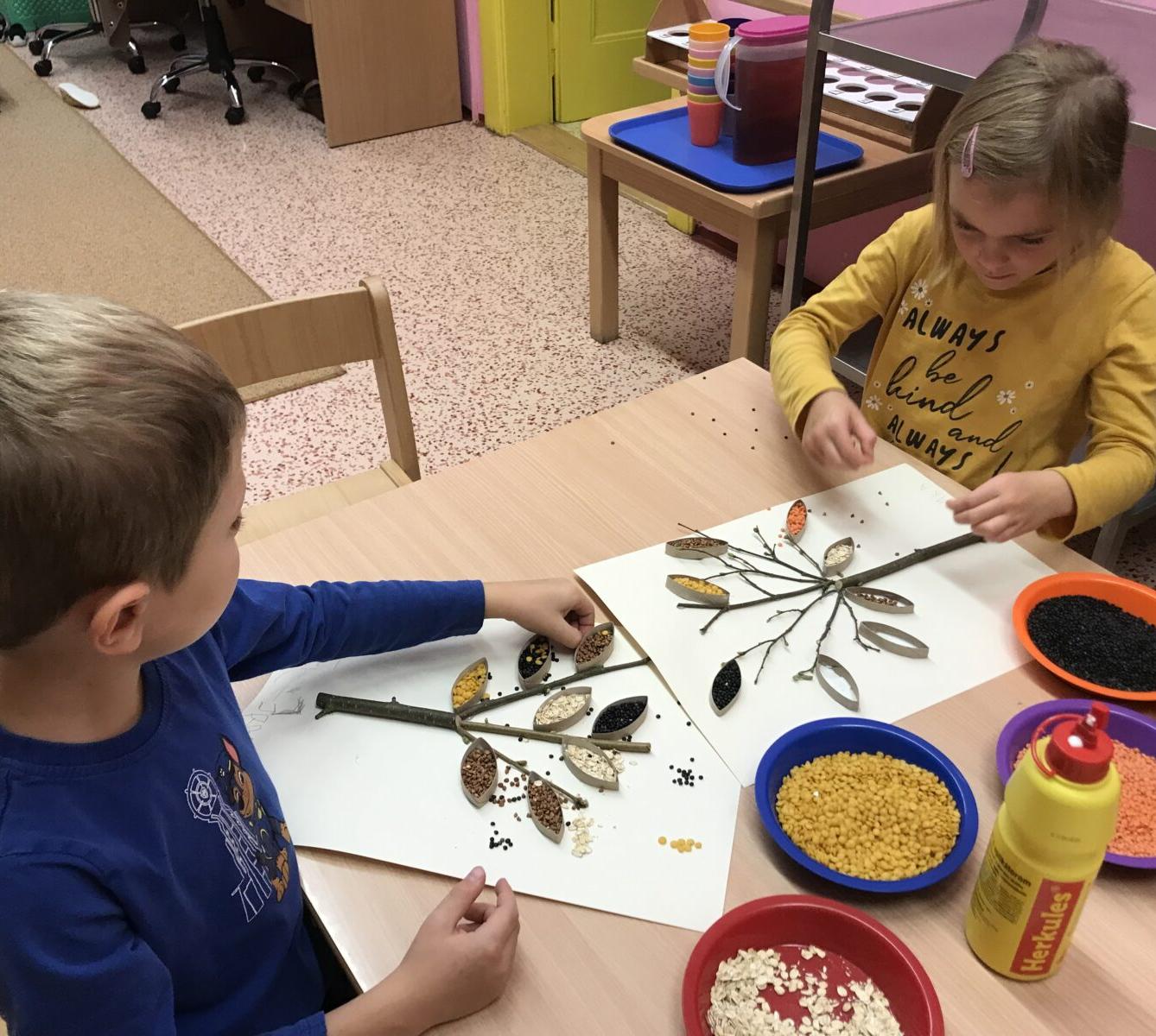 SOVIČKY: ,,LISTÍ ŽLOUTNE, POLETUJE" - 10