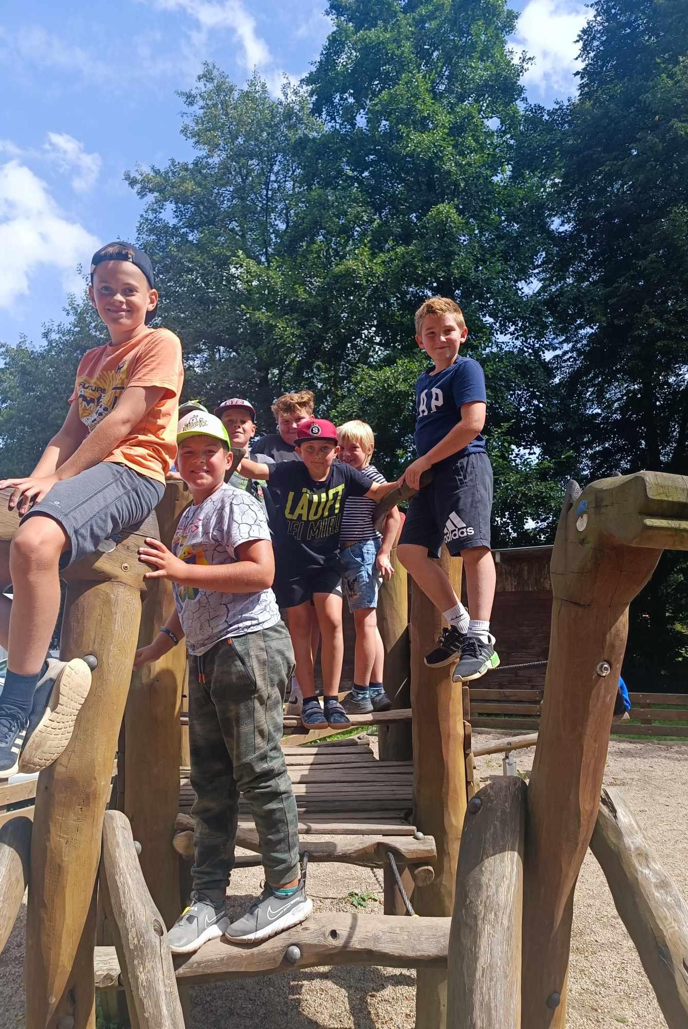 TÝDEN PLNÝ ZÁBAVY - 4. DEN - ČTVRTEK 22.8. 2024 - 6