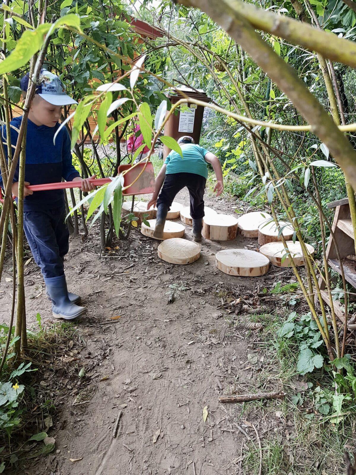 VZNIK NOVÉHO HRACÍHO KOUTKU - 11