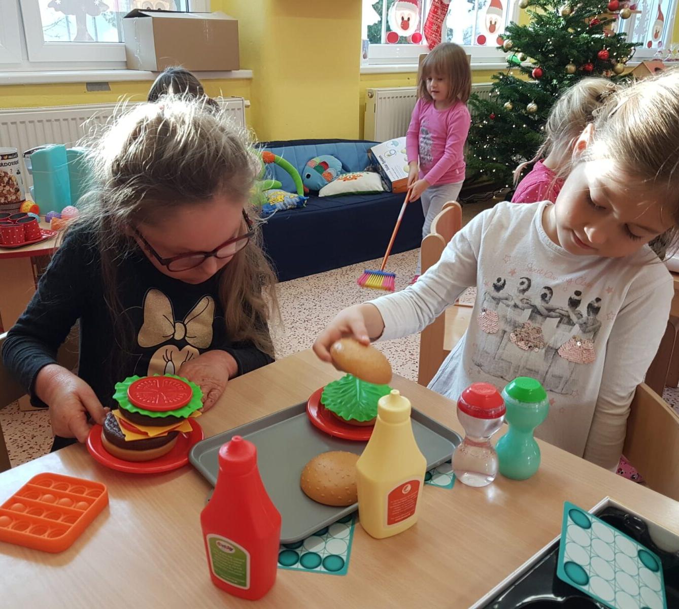 JEŽÍŠEK VE ŠKOLCE - 5