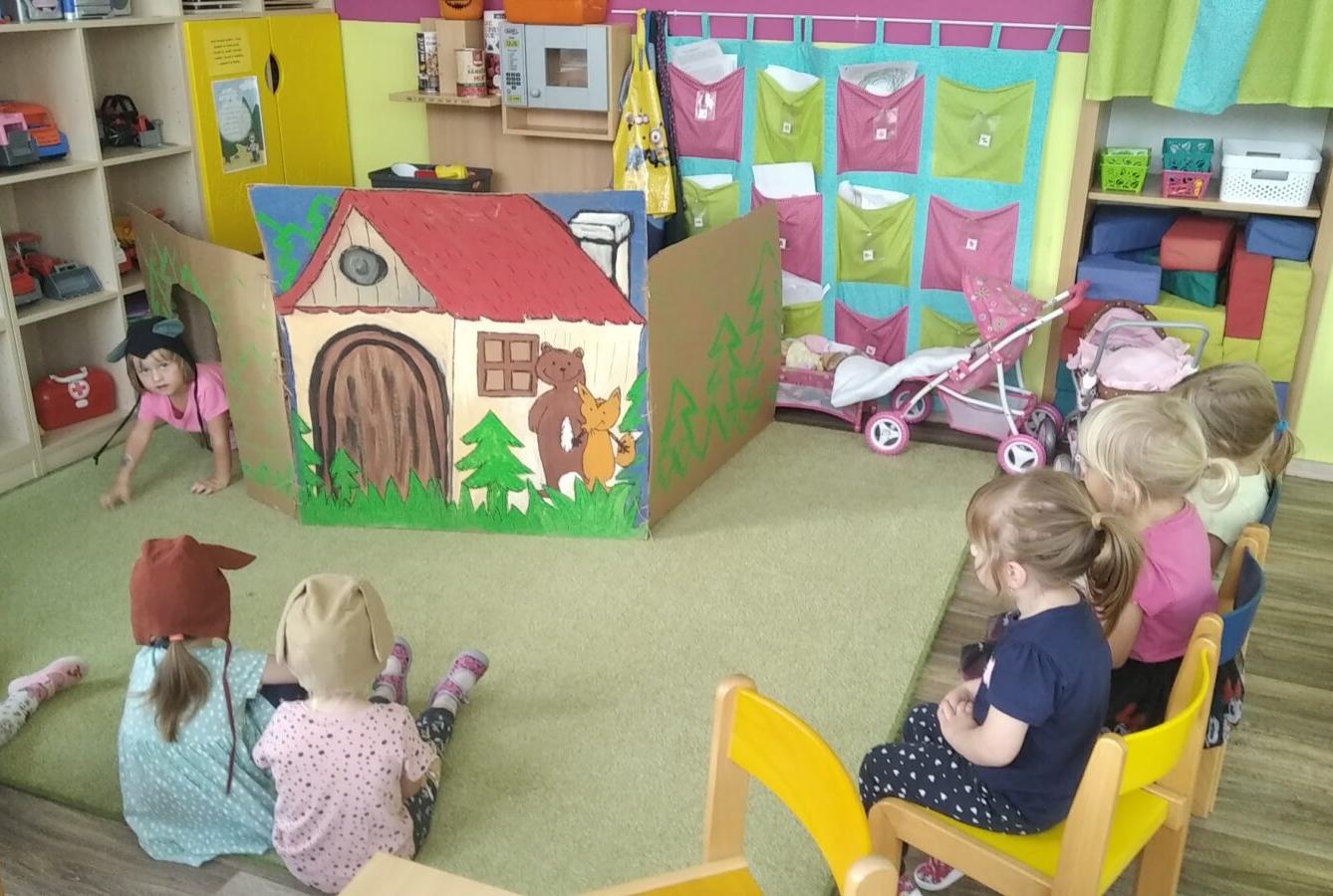 broučci: lesní dobrodružství se sovičkou jůlinkou - 24