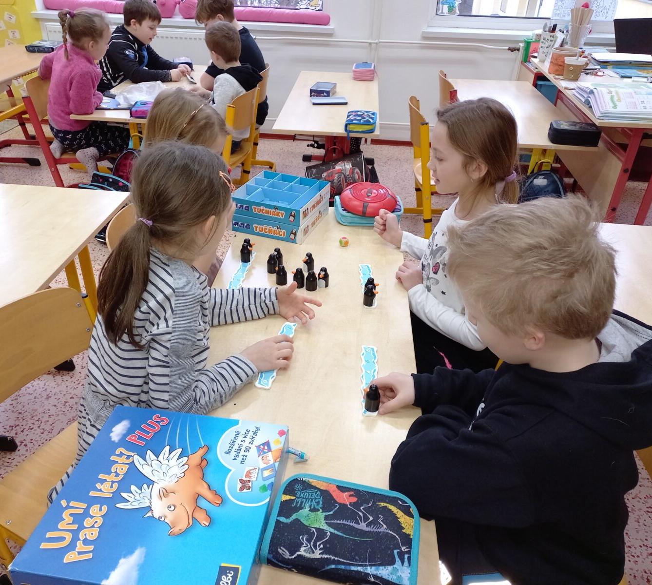 Škola (s) hrou ve 2. třídě - 2