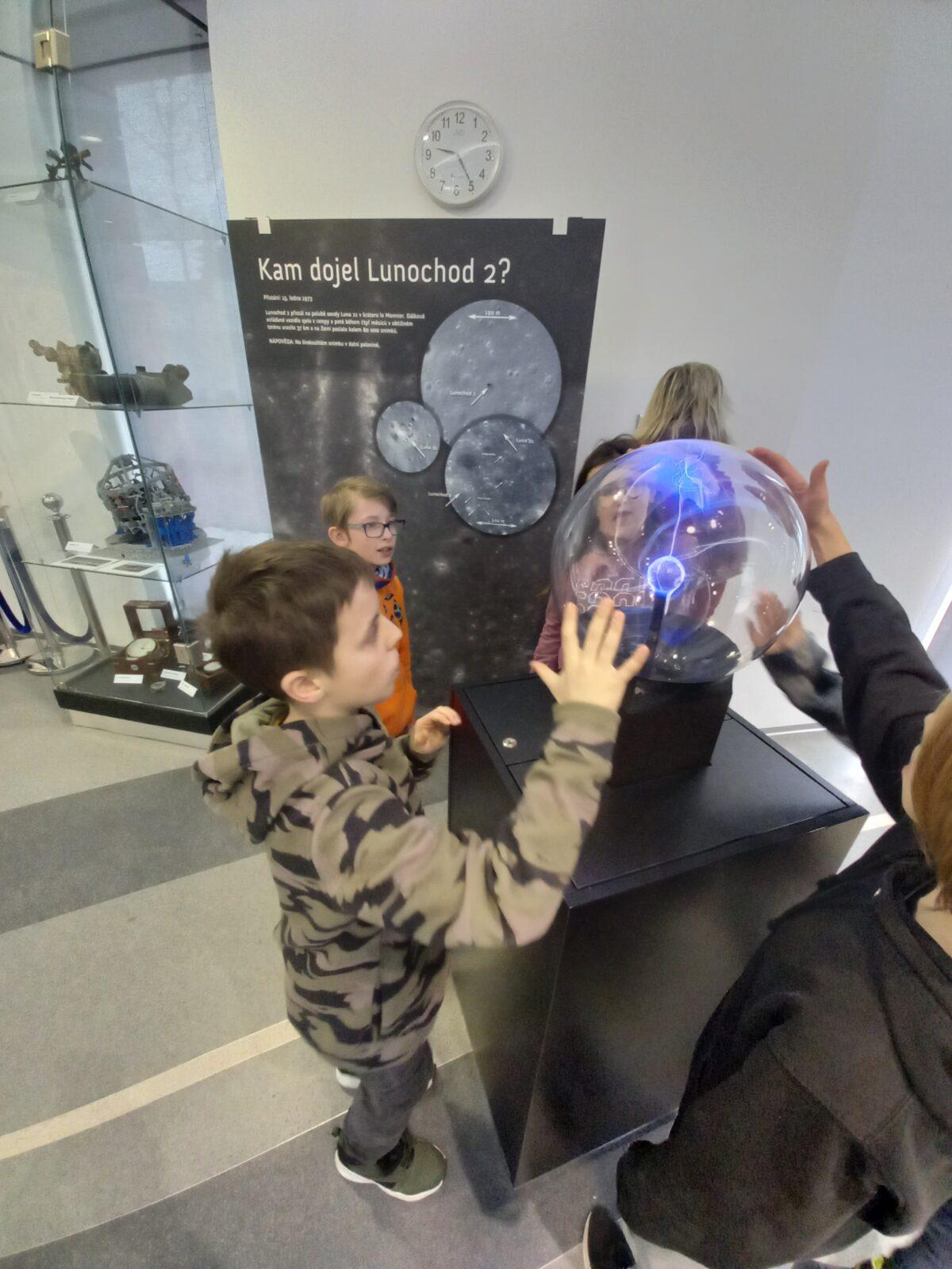 5. třída v Planetáriu v Hradci Králové - 5