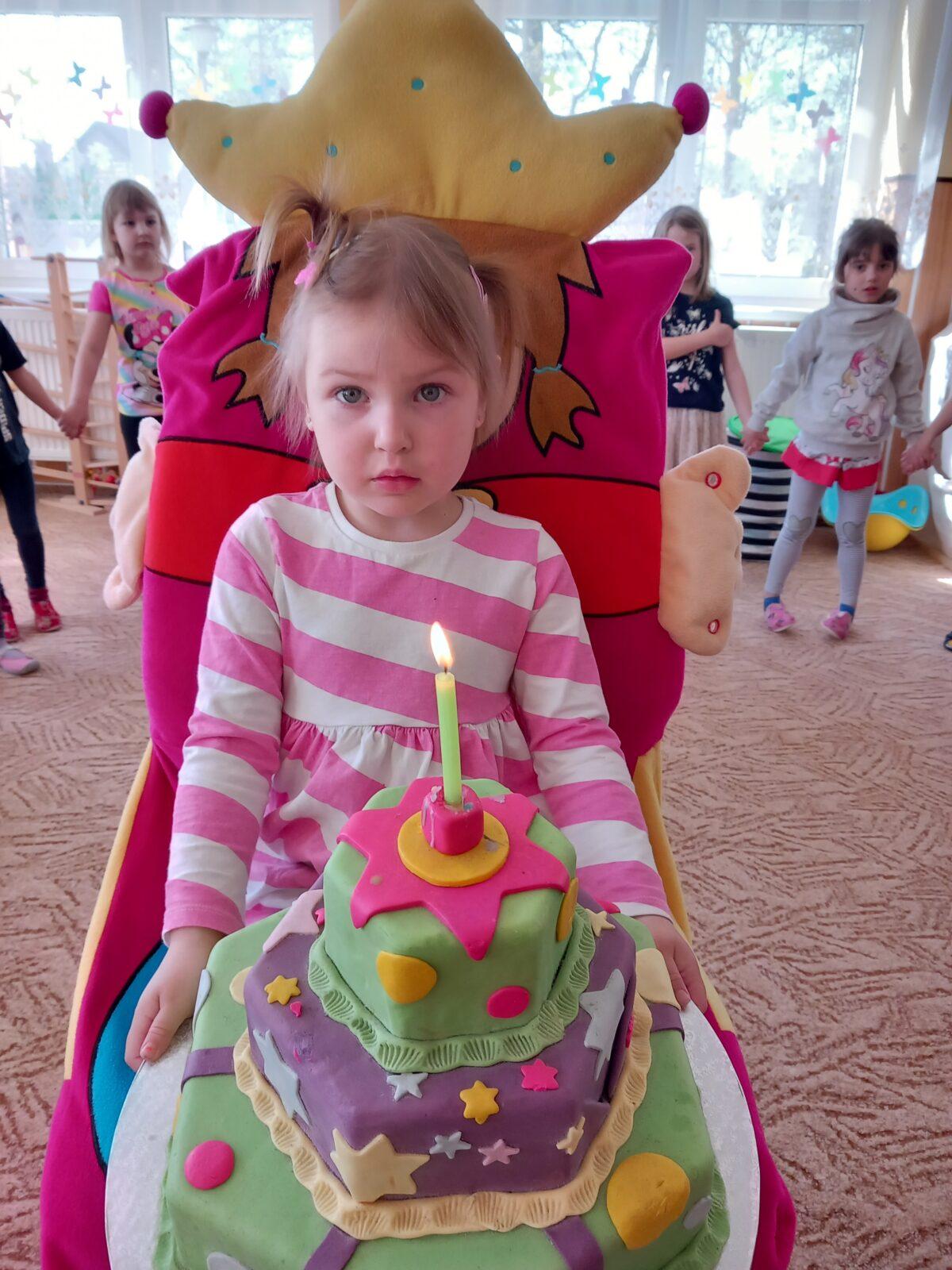 Emilka slaví narozeniny - 2