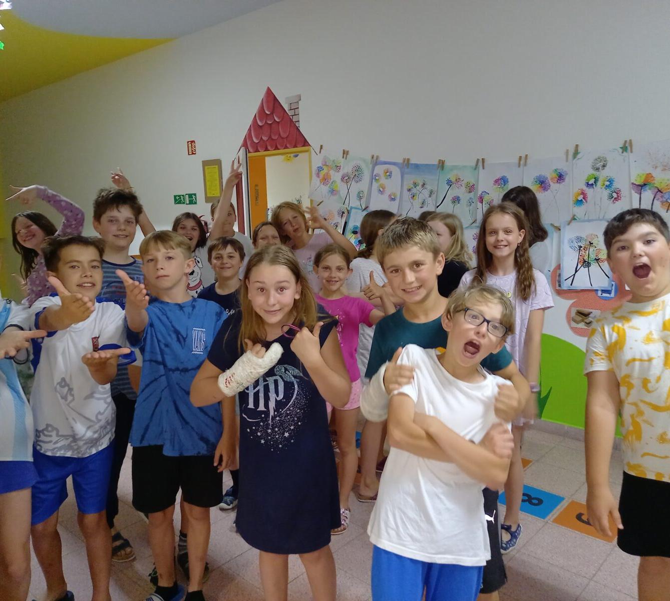 5. třída - Spaní ve škole, Den pro 6. třídu - 21