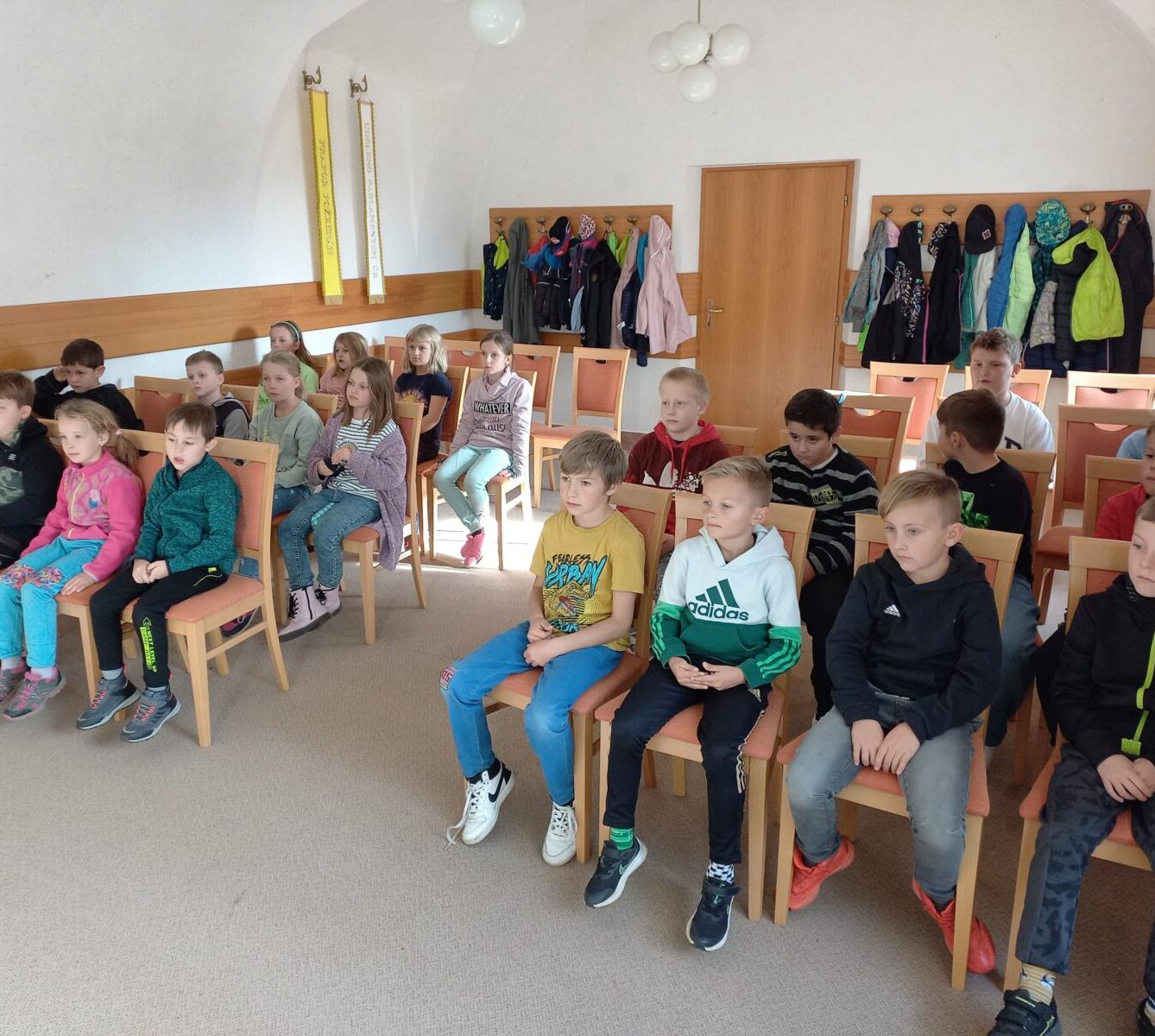 Návštěva obecního úřadu - 3. třída - 1