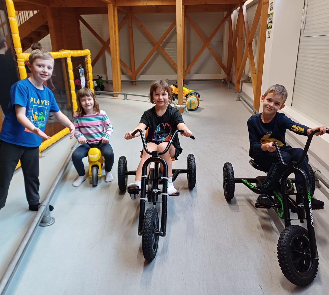 Výlet do SkiPi - 1. třída - 11