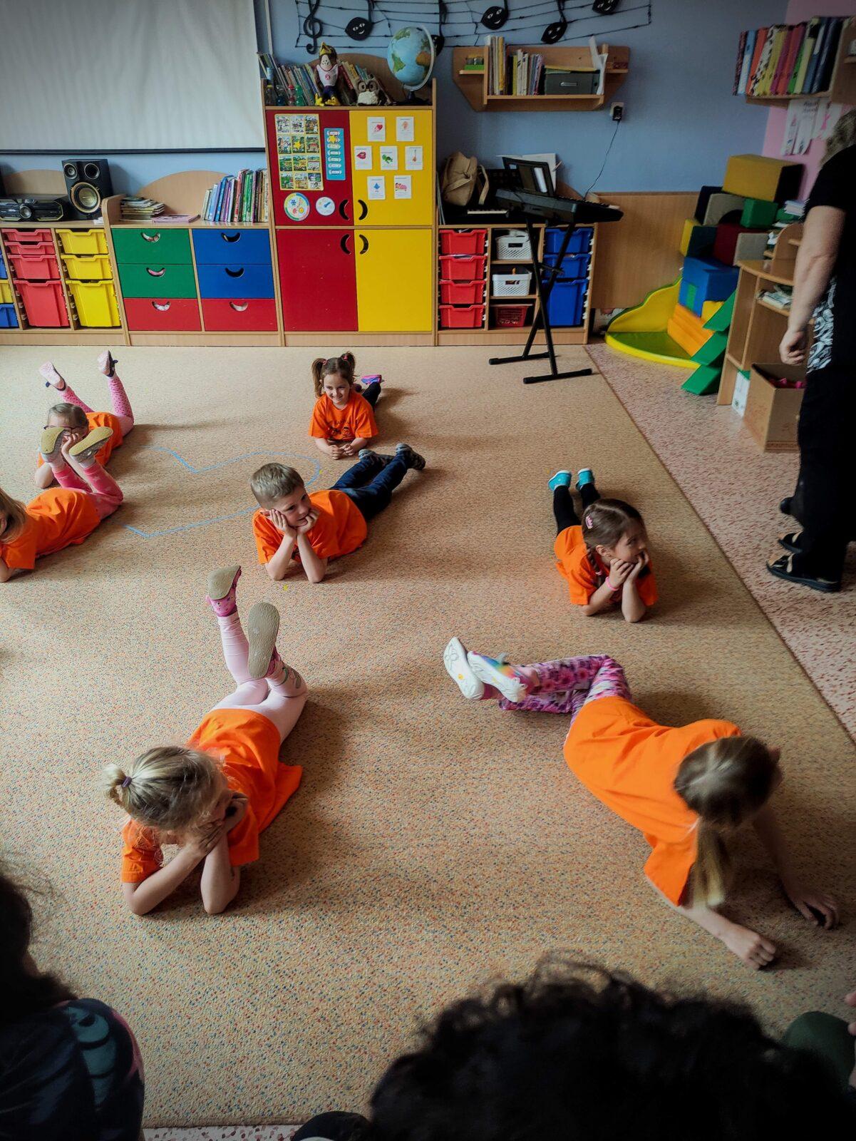 BESÍDKA KE DNI MATEK - 14