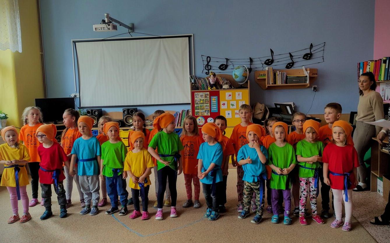 BESÍDKA KE DNI MATEK - 20