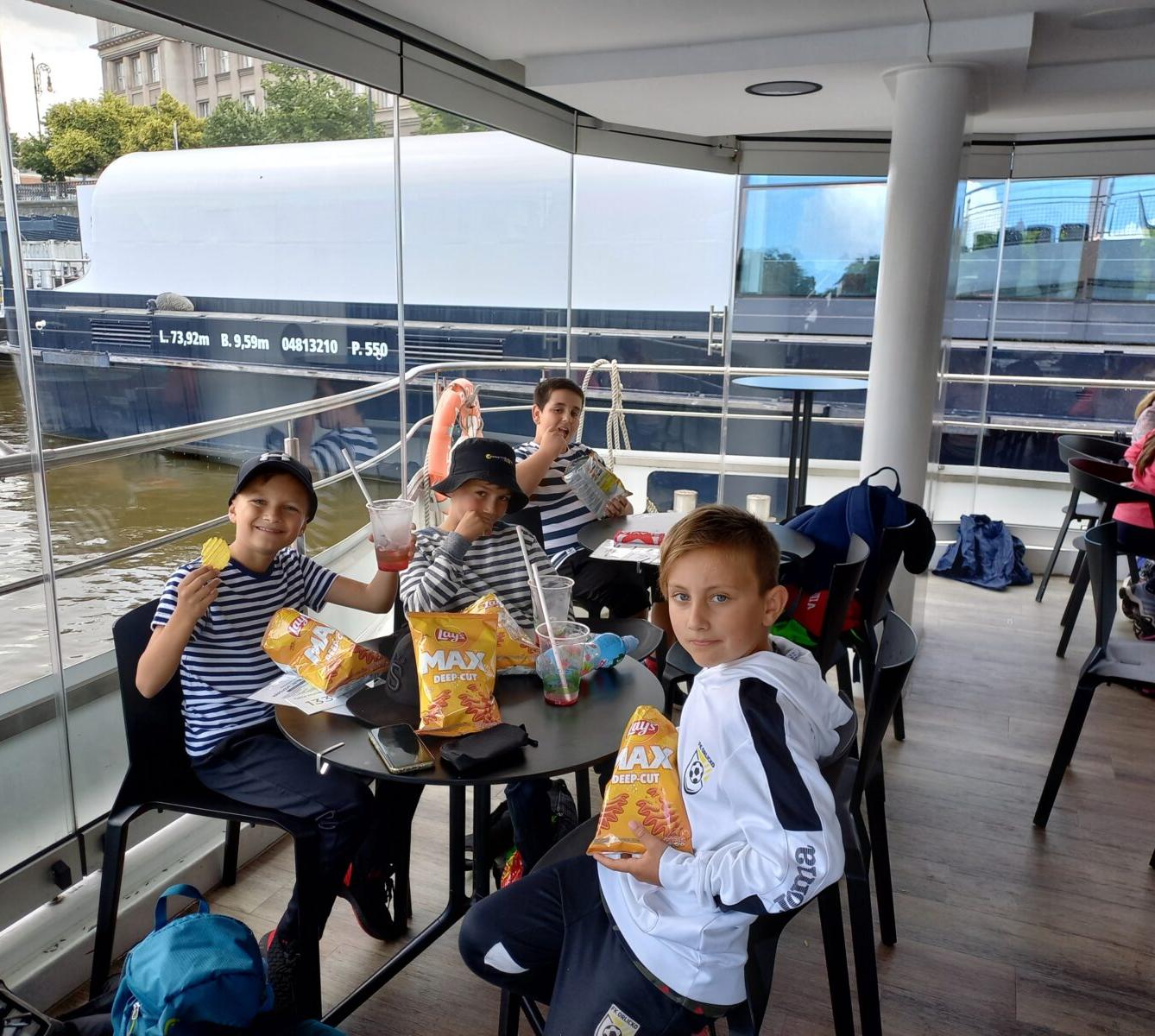 Třetí třída na výletě v Praze - 15