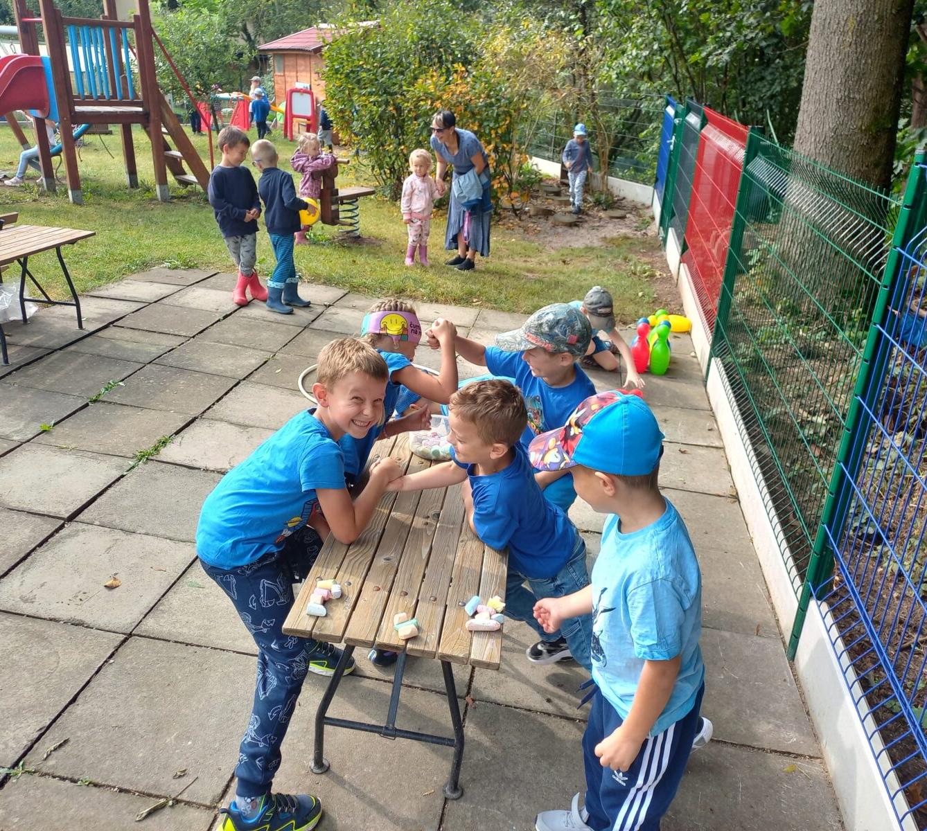 Prvňáčci na návštěvě v MŠ Kamarád - 10