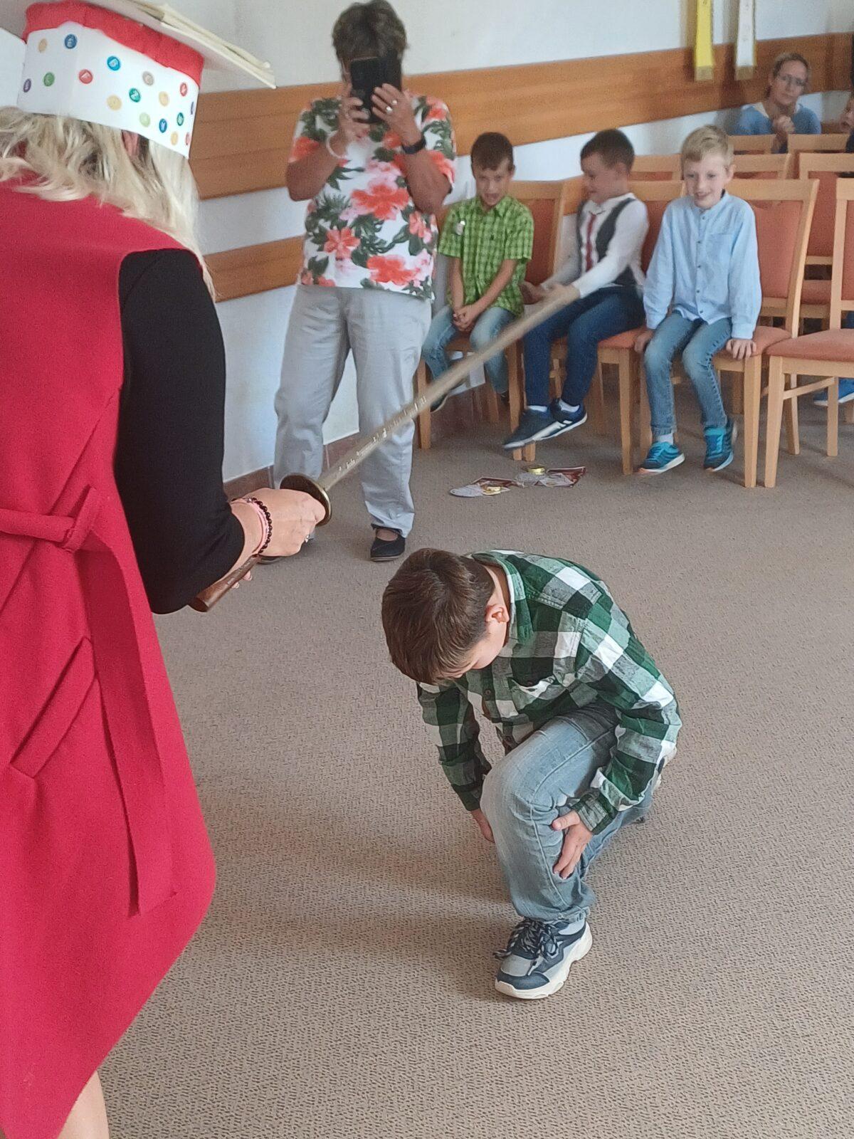 Pasování druháčků na čtenáře - 40