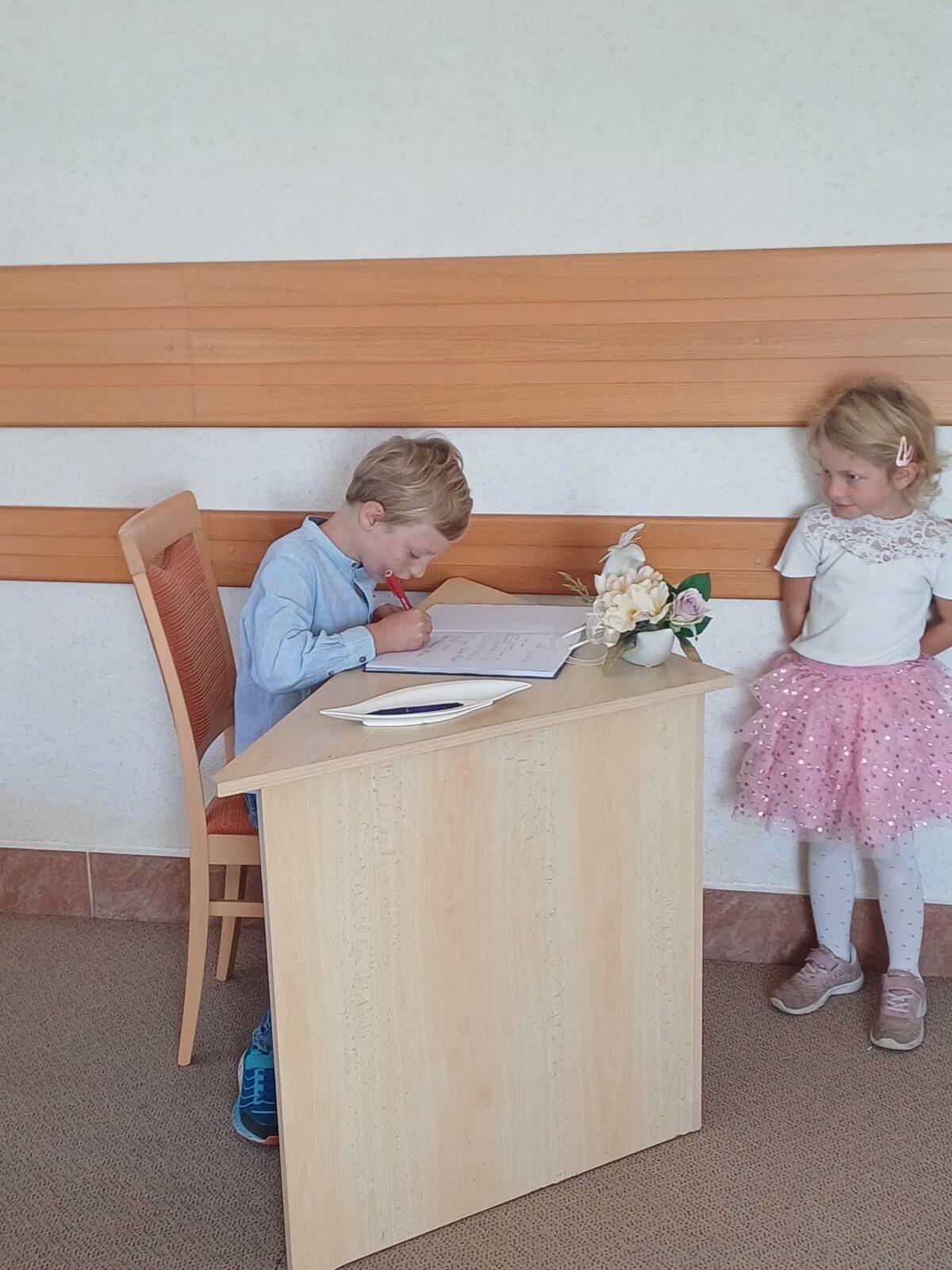 Pasování druháčků na čtenáře - 43