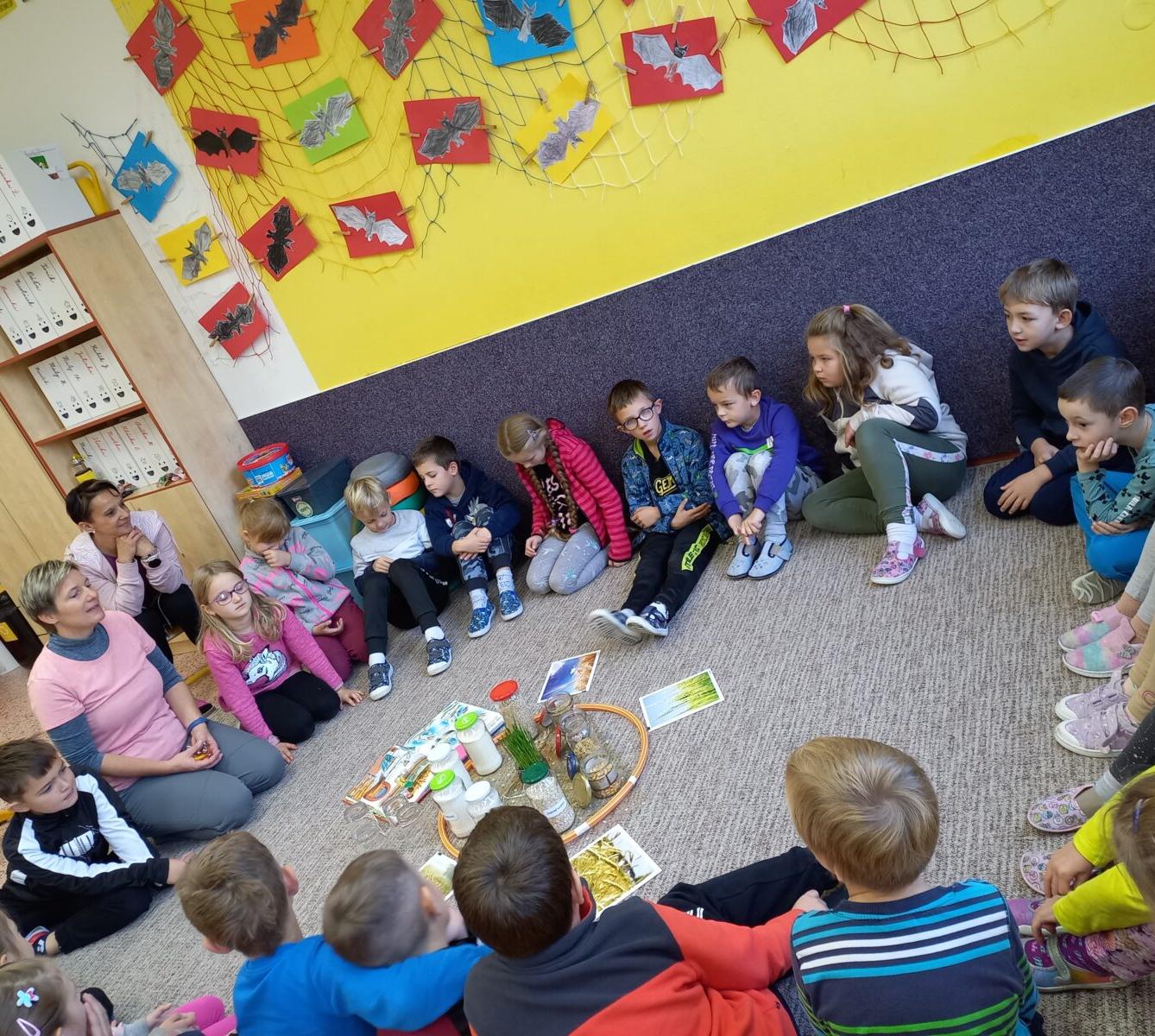 Tematická dílna "Od klásku k pecnu" v 1. třídě - 2