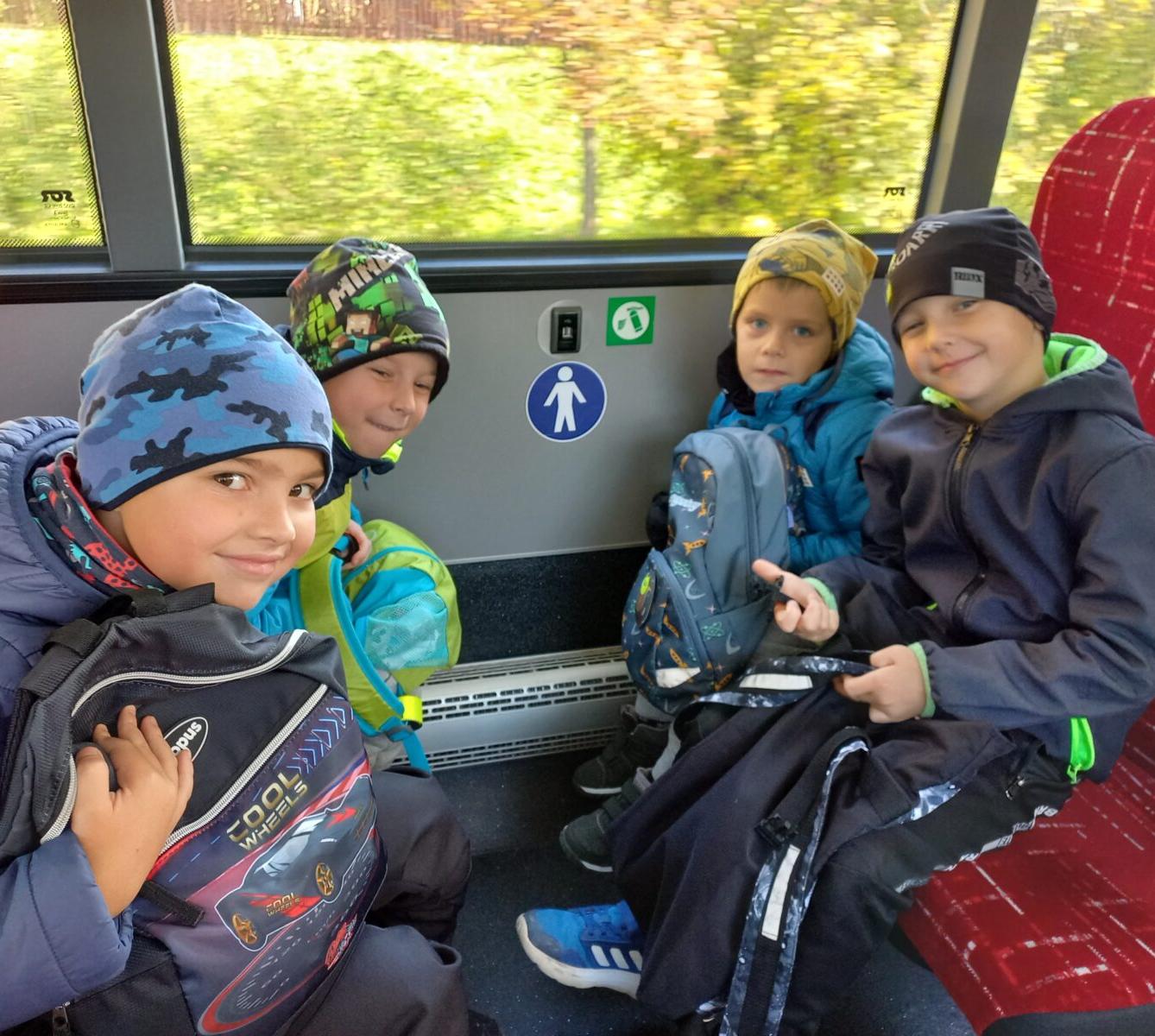 Tematická dílna "Od klásku k pecnu" v 1. třídě - 12