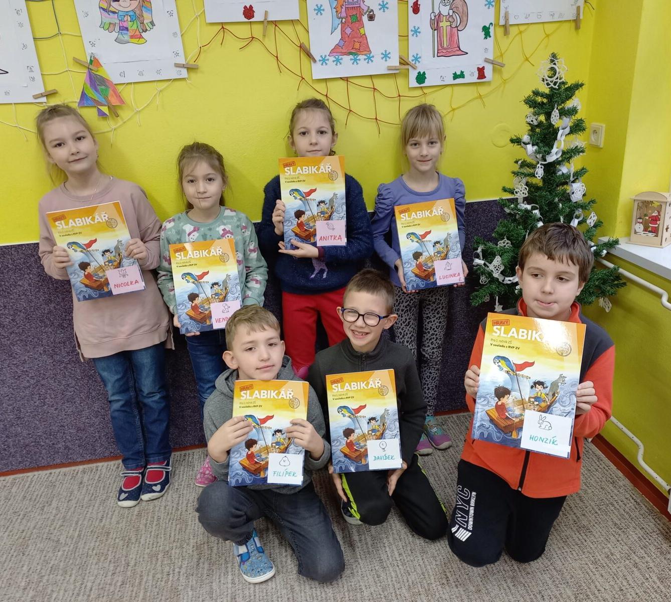 Slavnostní předávání Slabikářů v 1. třídě - 4