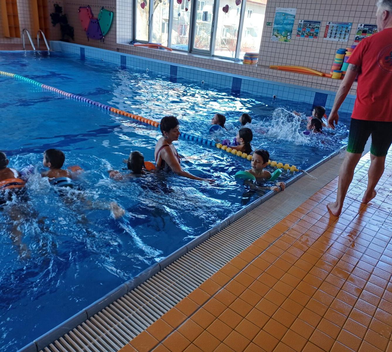 Zahájení plavecké výuky na 1. stupni - 1