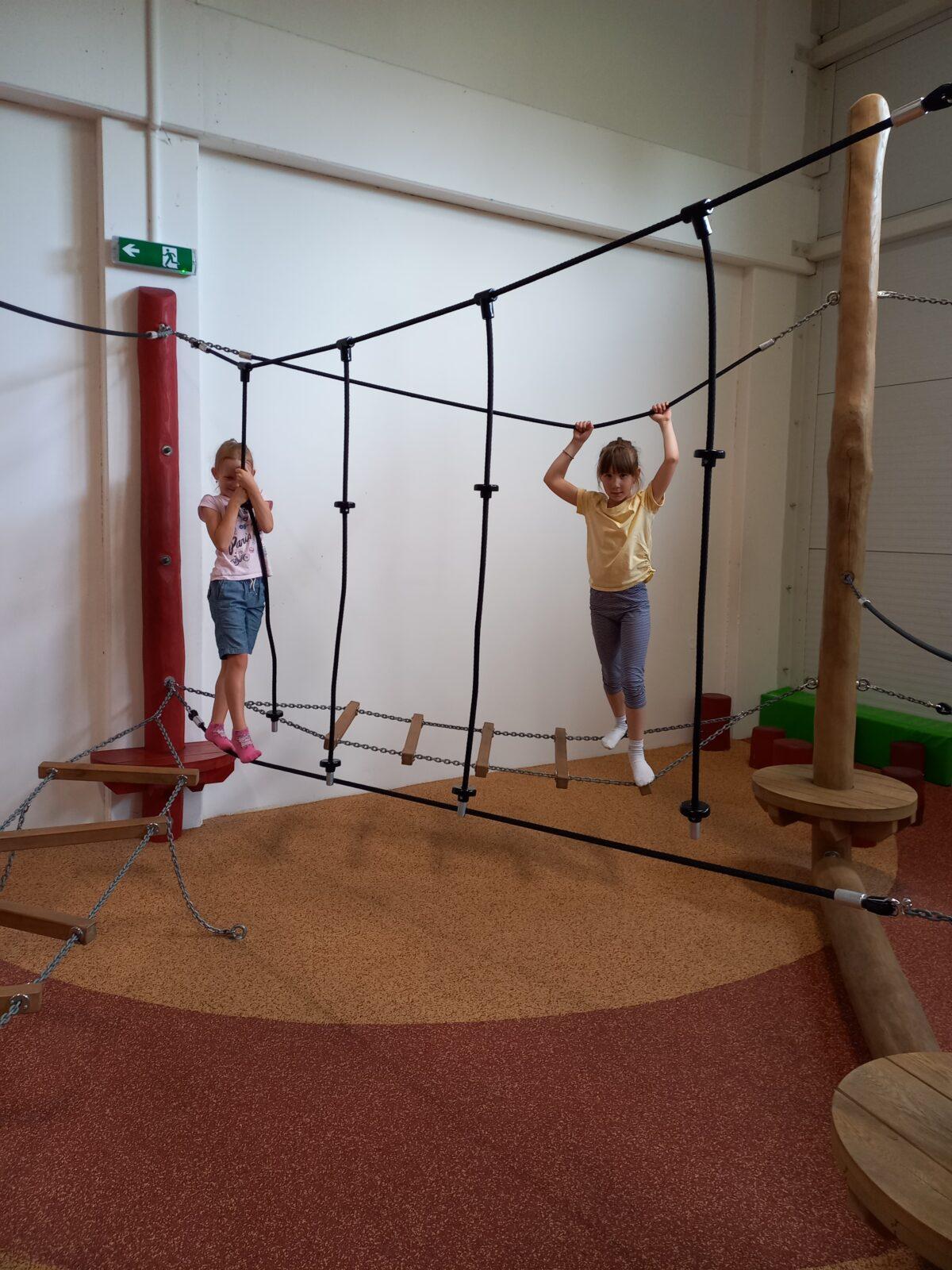 Prvňáčci na výletě ve Skipi - 10