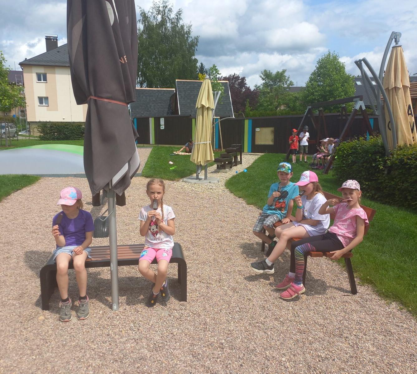 Prvňáčci na výletě ve Skipi - 24