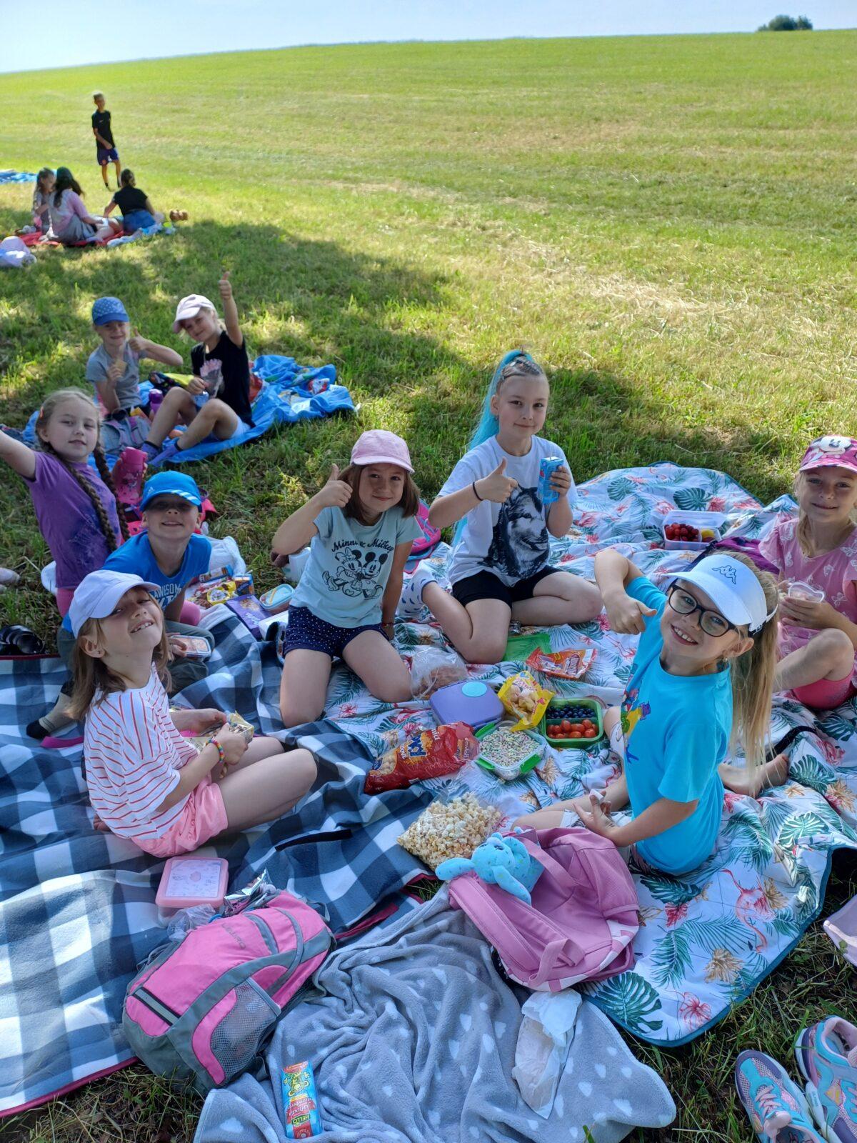 "Školní piknik" - 3