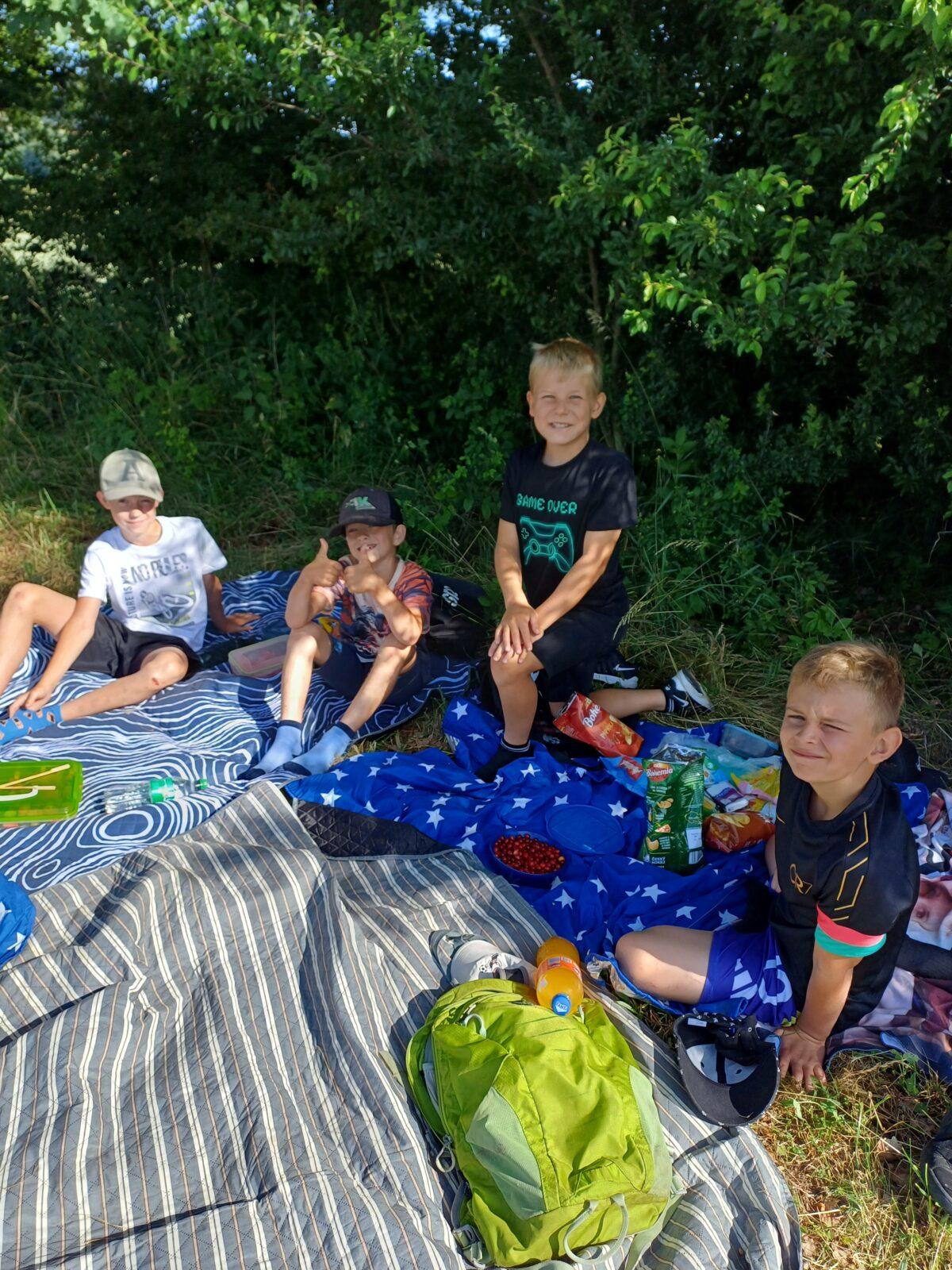 "Školní piknik" - 5