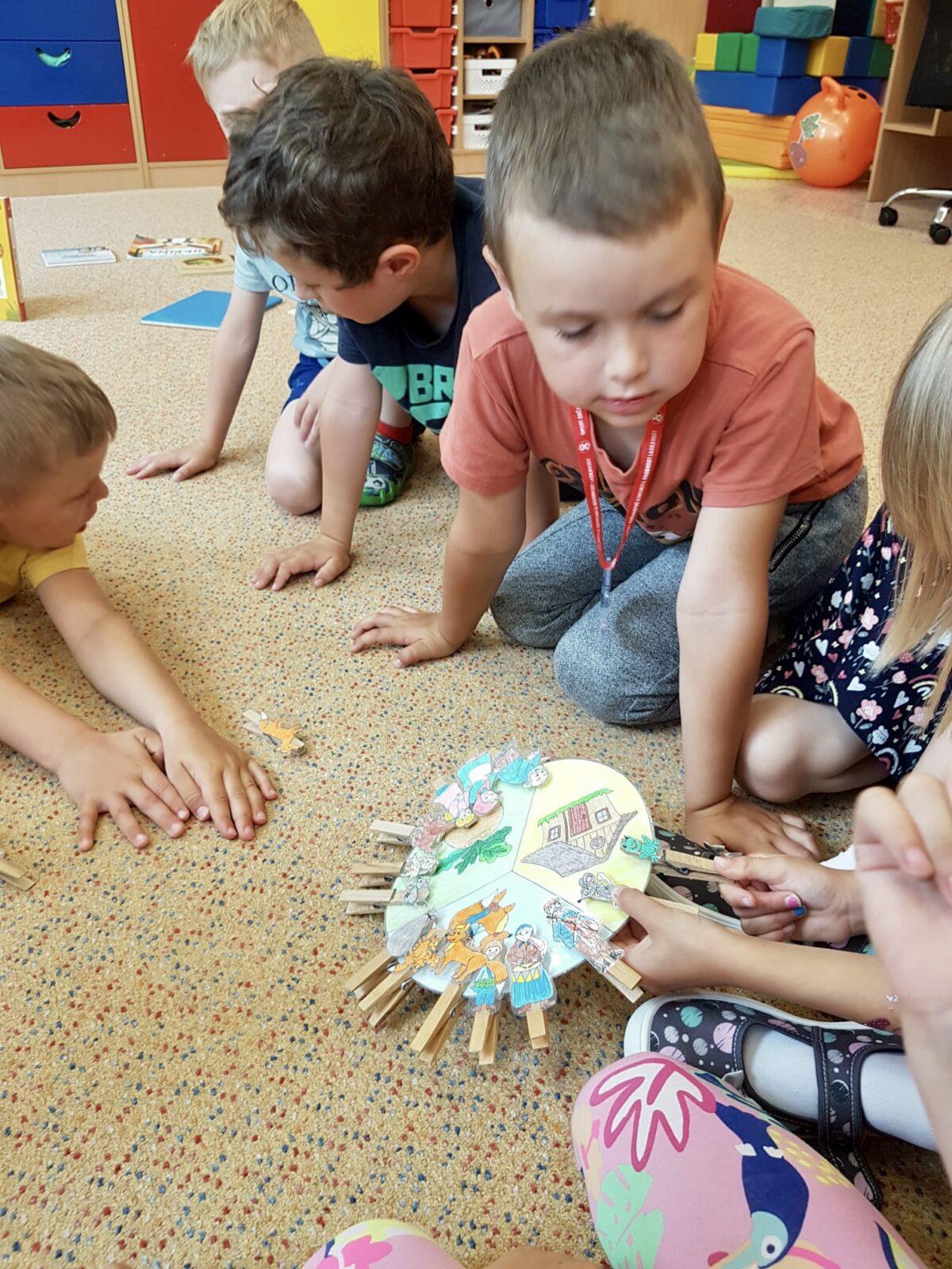 sovičky: ,,z pohádky do pohádky" - 23