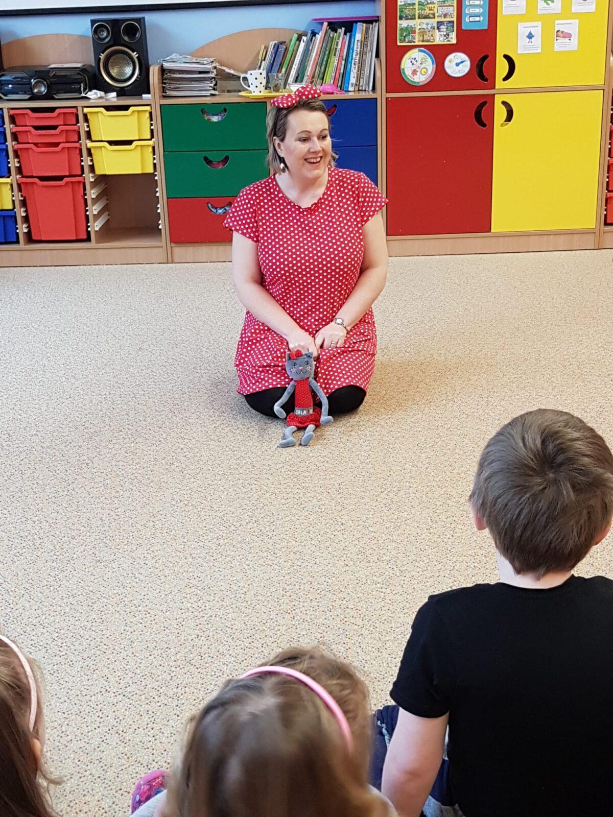 JÓGA S KOČIČKOU SALAMBOU - 1