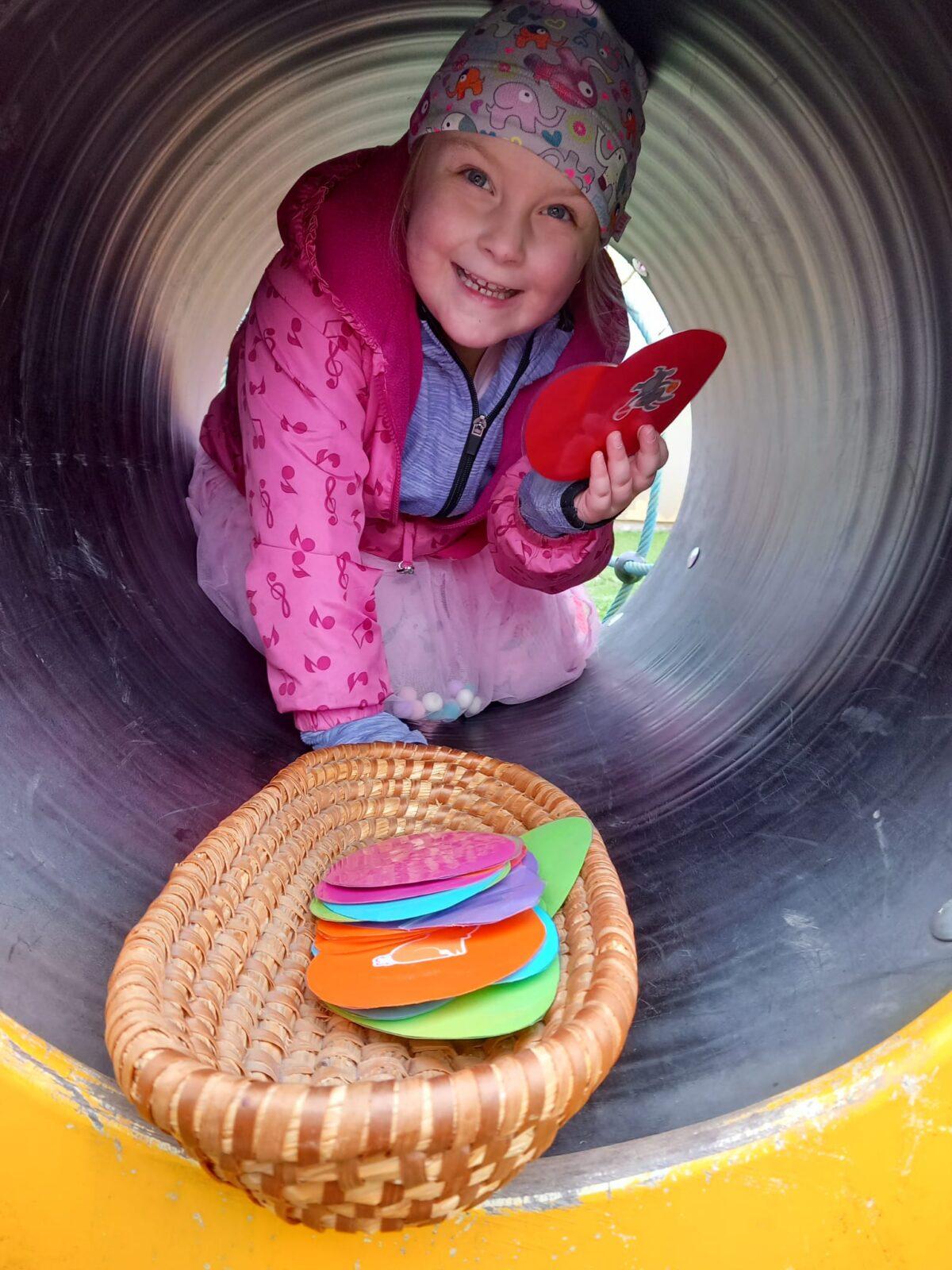 velikonoční stezka+ hledání vajíček na zahradě - 8