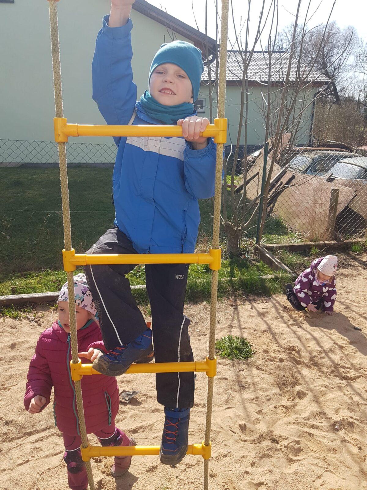 užíváme si pobyt venku - 8