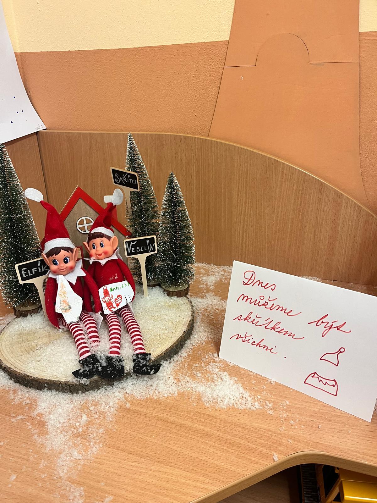 skřítci tropí neplechu - 2