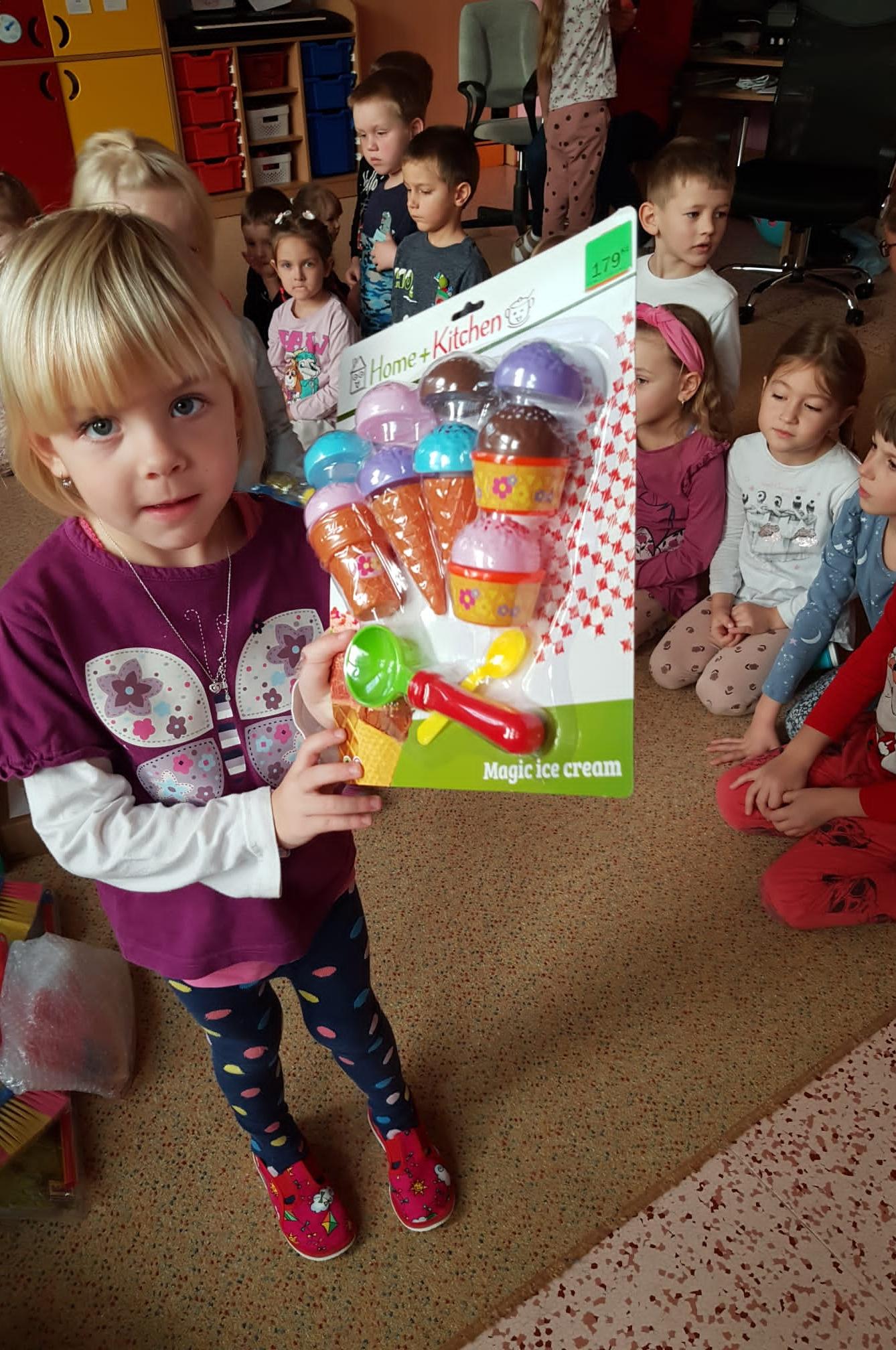 JEŽÍŠEK VE ŠKOLCE - 12