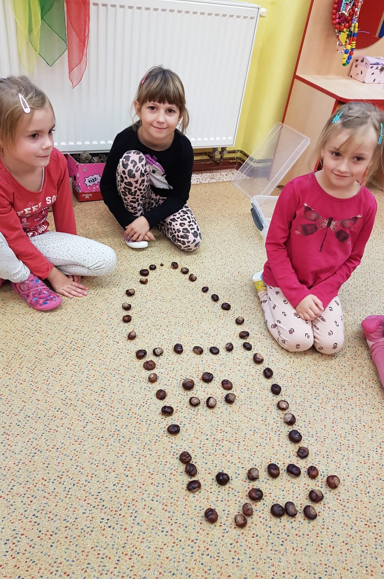 SOVIČKY: ,,LISTÍ ŽLOUTNE, POLETUJE" - 34