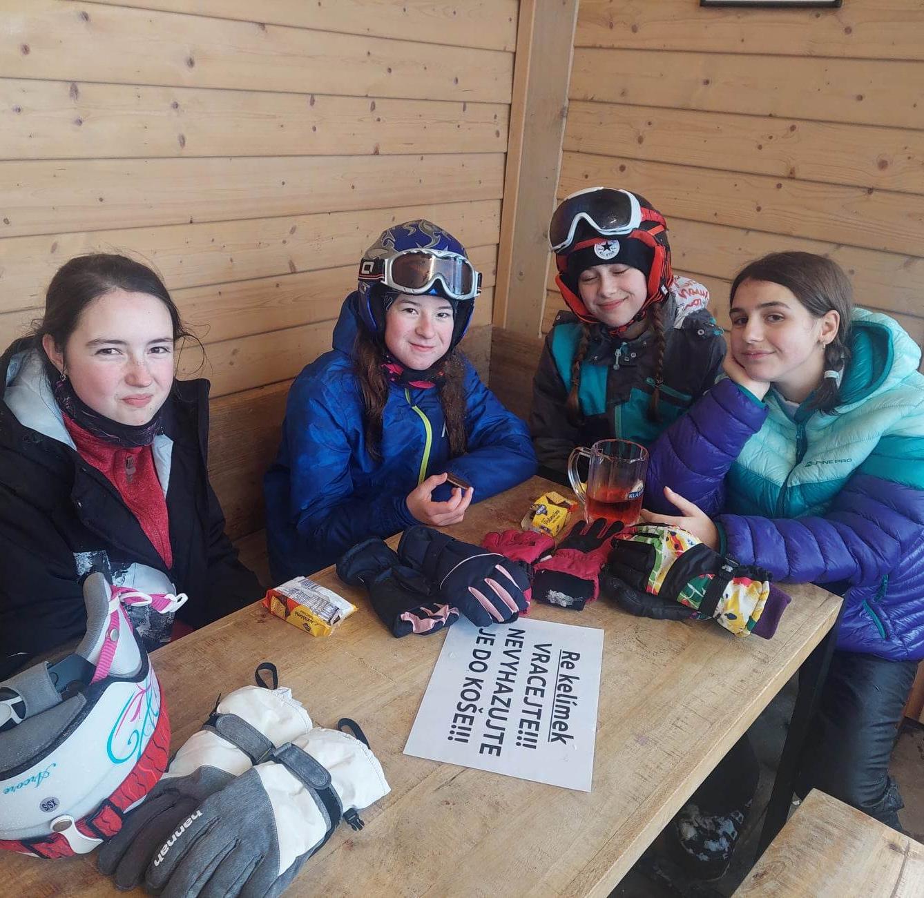 Lyžařský výcvik - Šerlišský mlýn, den 1. - 14