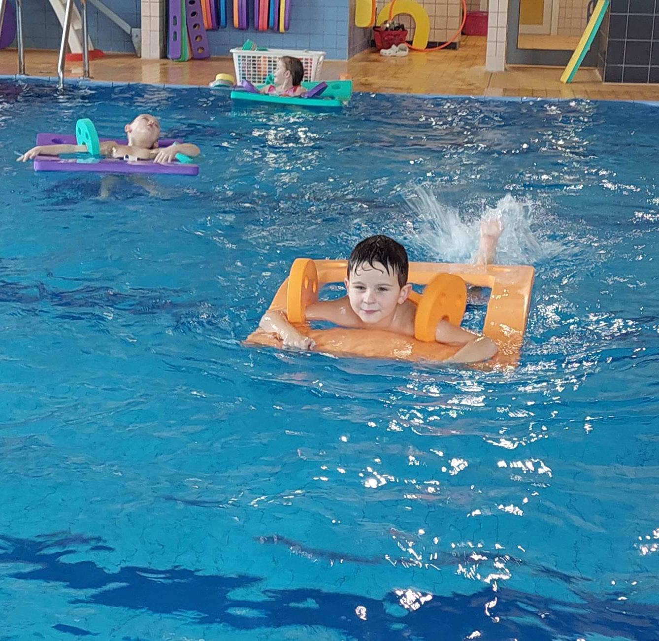 Zahájení plaveckého výcviku 1. a 5. třídy - 6