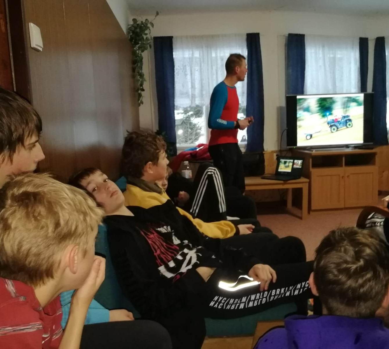 Lyžařský výcvik - 1. den - 13