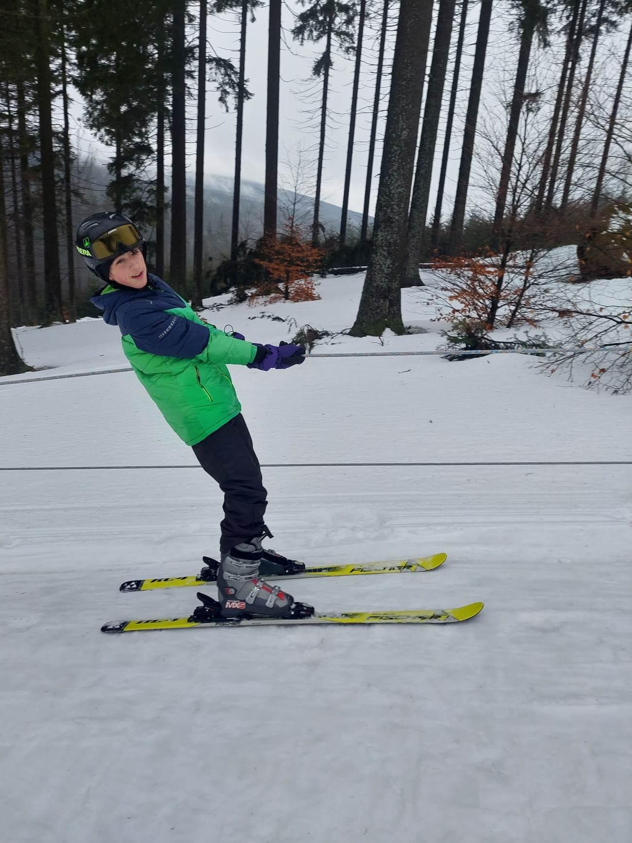 Lyžařský výcvik - 1. den - 16