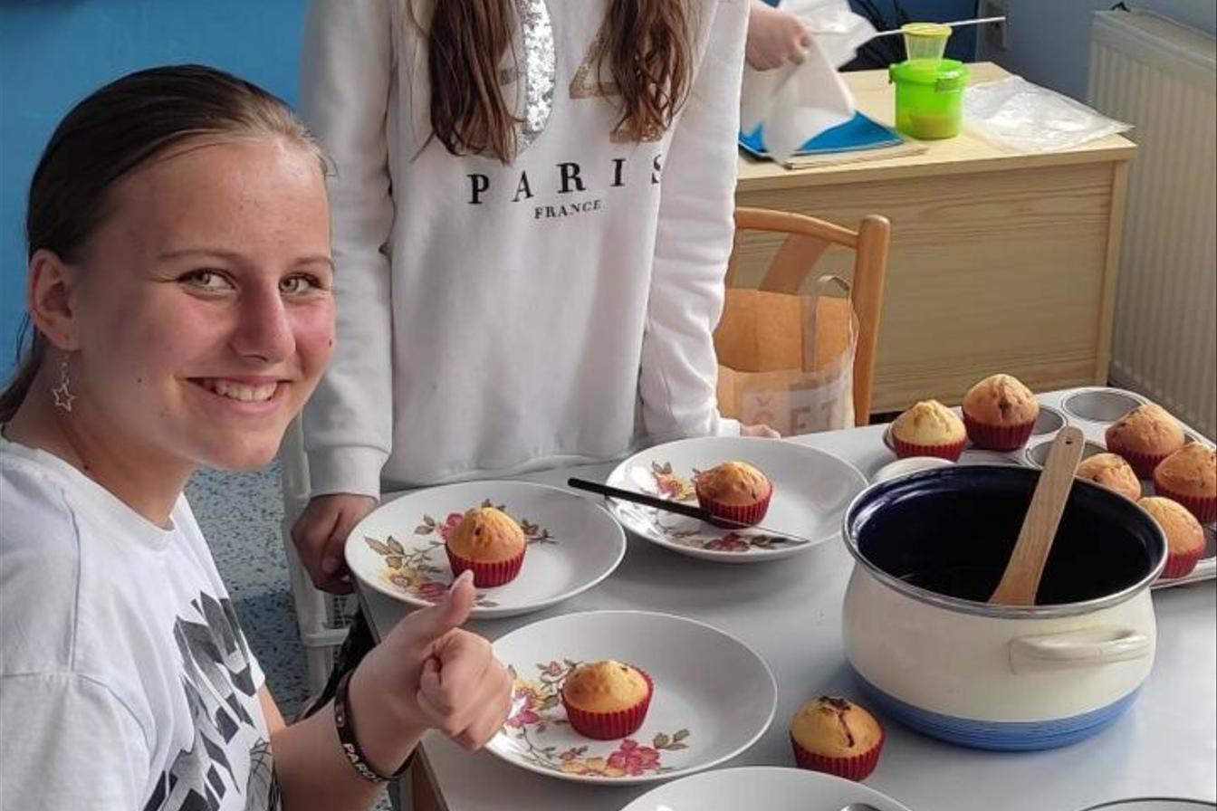 6. třída - dívky na pracovních činnostech