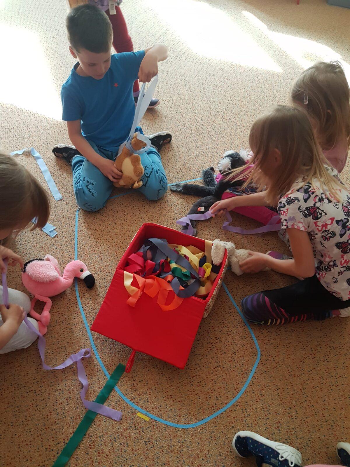 SOVIČKY: ,,MOJE MAMINKA MÁ SVÁTEK - RODINA" - 33