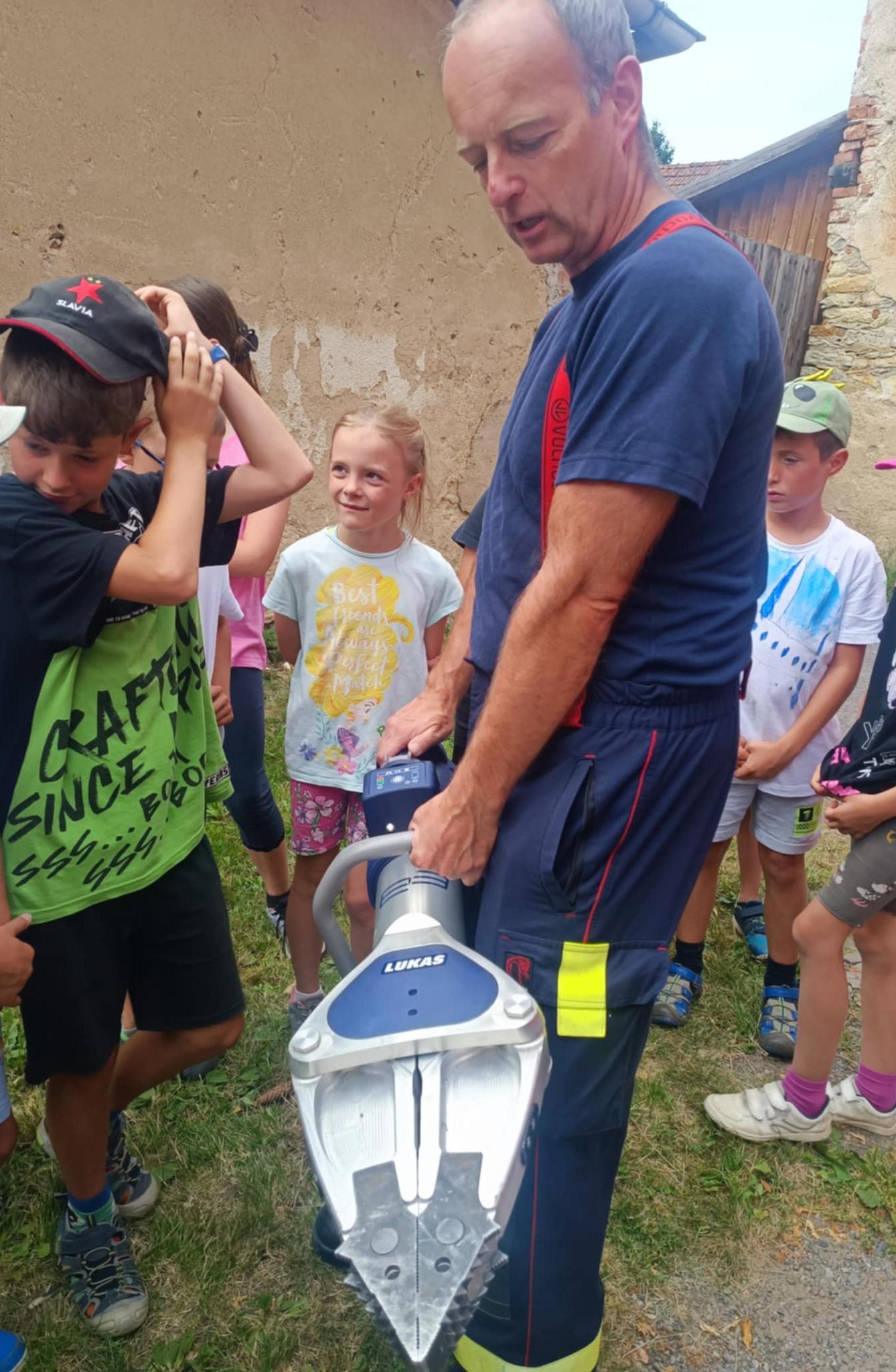 TÝDEN PLNÝ ZÁBAVY II - čtvrtek - 22